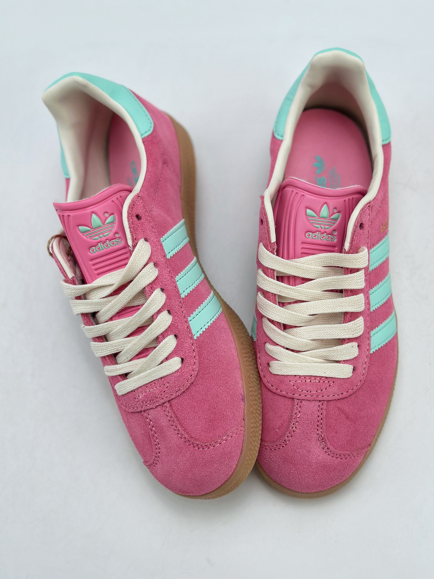 150 adidas Originals Gazelle INdoor 三叶草休闲防滑耐磨低帮板鞋  IH5015