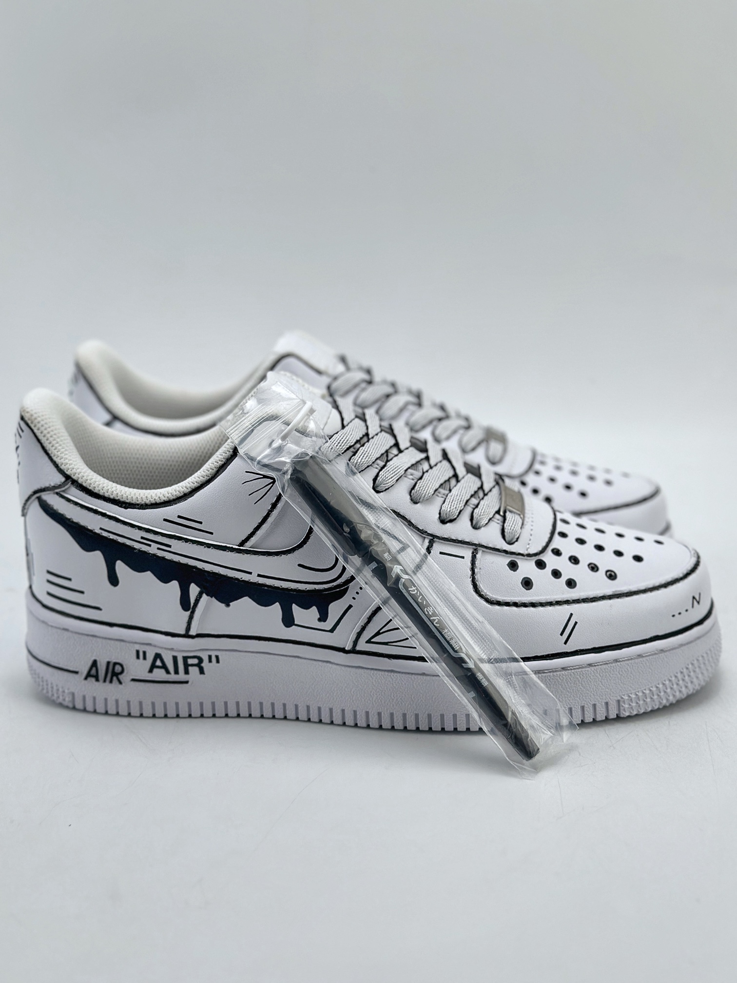 260 Nike Air Force 1 Low 07 科技主题 二次元未来世界 黑白涂鸦线稿