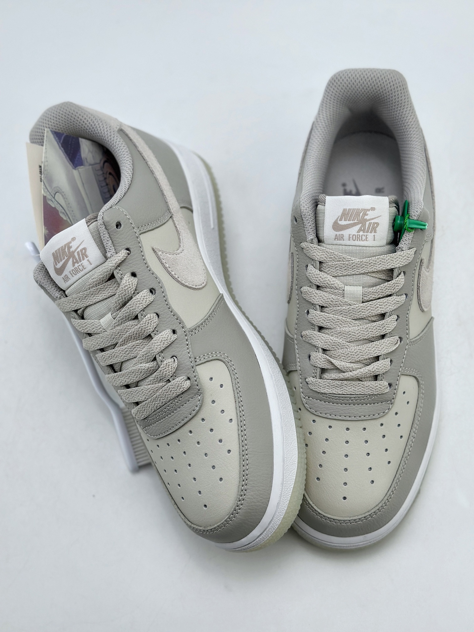 200 Nike Air Force 1 Low 07 米灰 FN5832-001