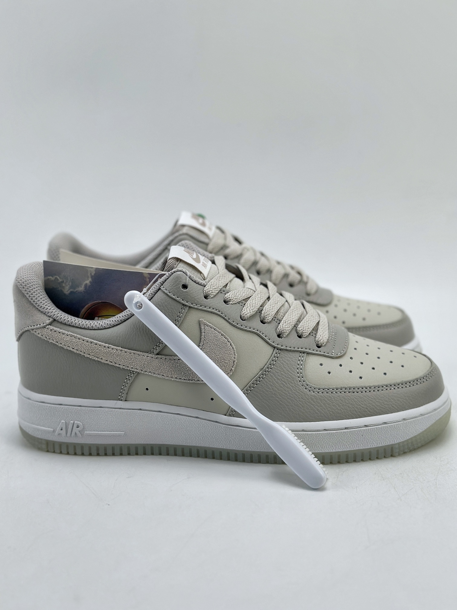 200 Nike Air Force 1 Low 07 米灰 FN5832-001