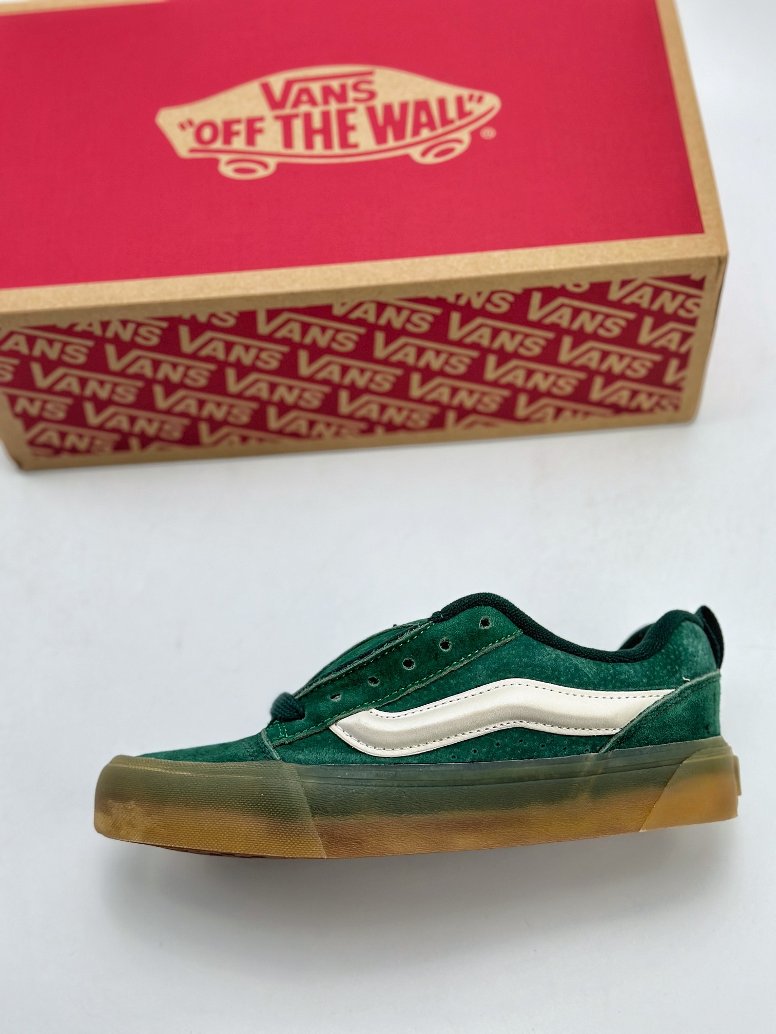 150 Vans Classics Knu Skool 原版绿色猪八面料 厚鞋舌面包鞋 Vans超火的土豆鞋