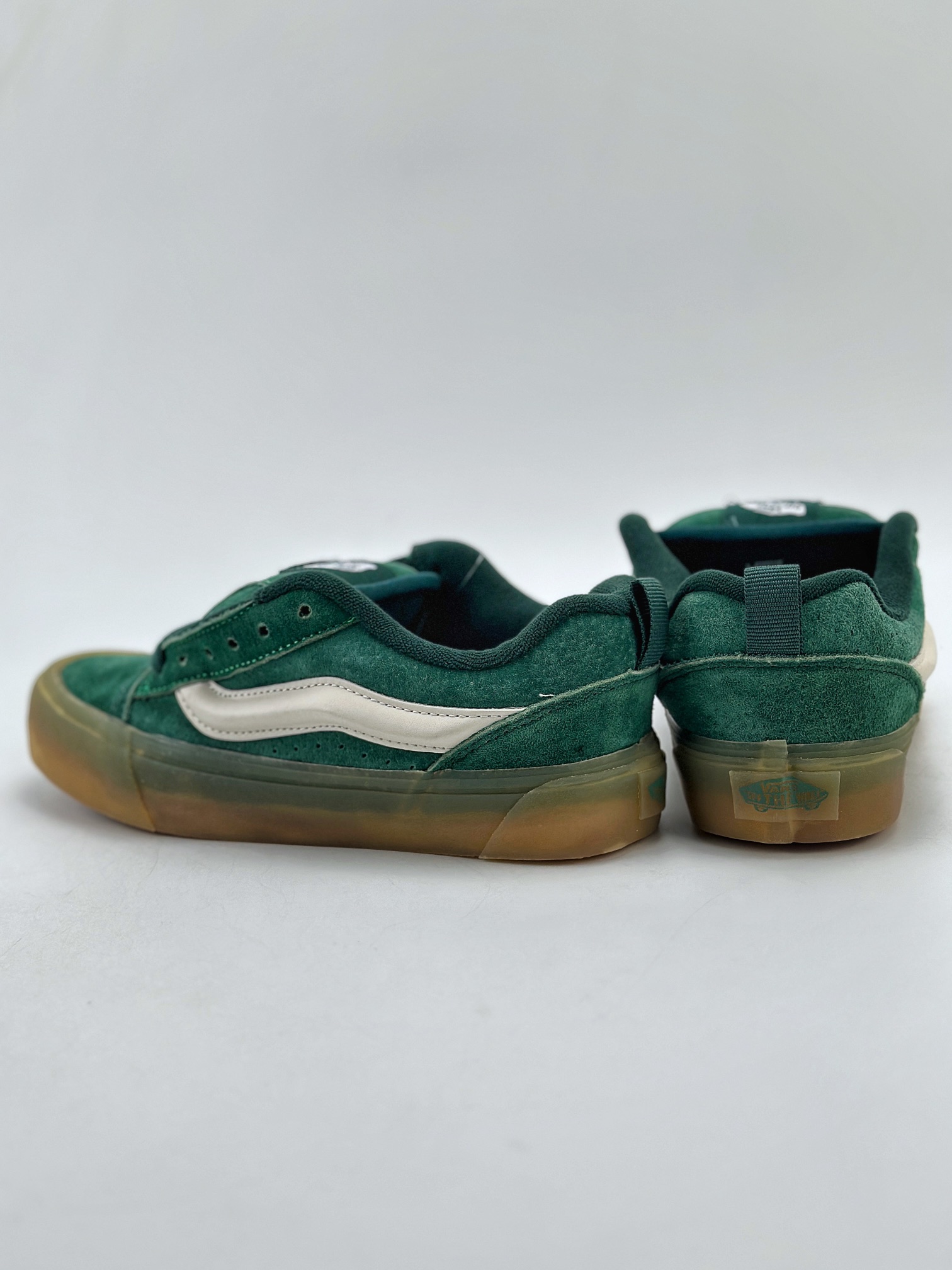 150 Vans Classics Knu Skool 原版绿色猪八面料 厚鞋舌面包鞋 Vans超火的土豆鞋