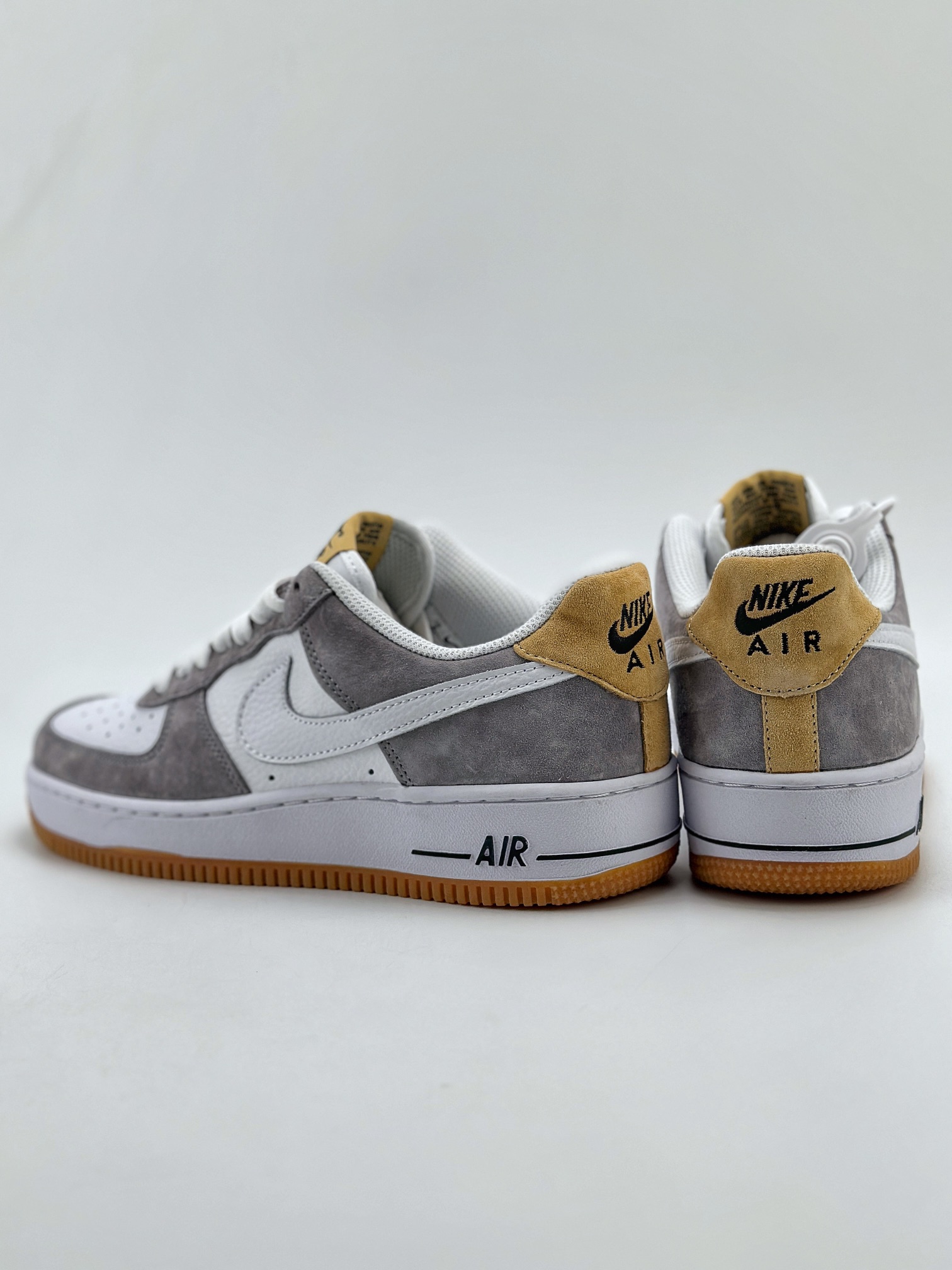 200 Nike Air Force 1 Low 07 白灰黄生胶 DE0099-005