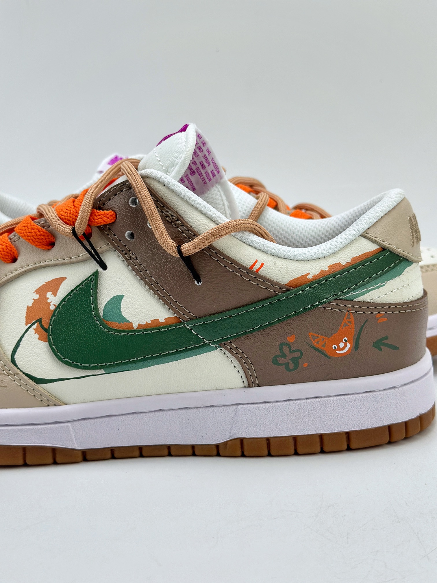 180 NIKE SB Dunk Low 狐狸的夏天 FD9922-151