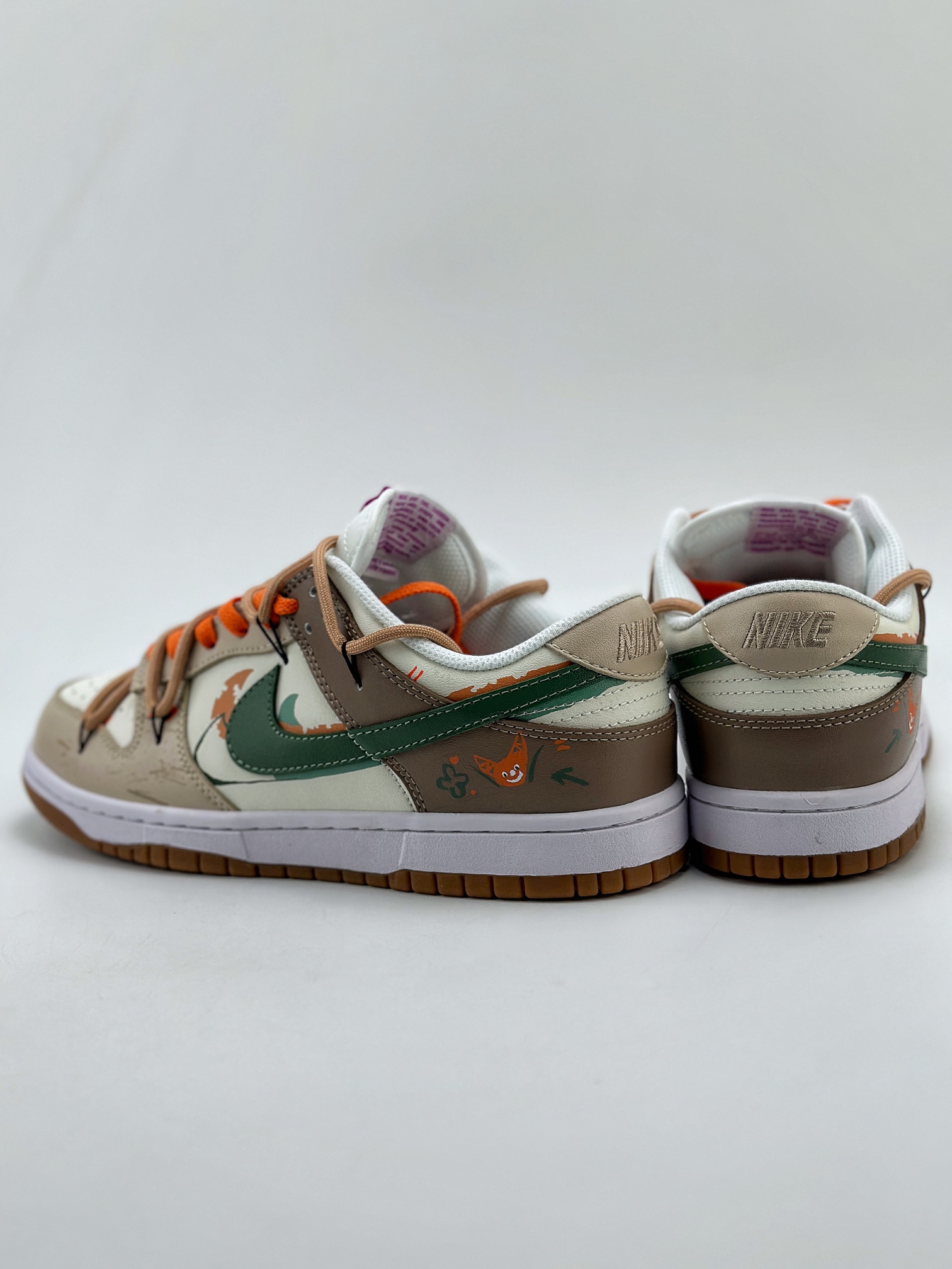 180 NIKE SB Dunk Low 狐狸的夏天 FD9922-151