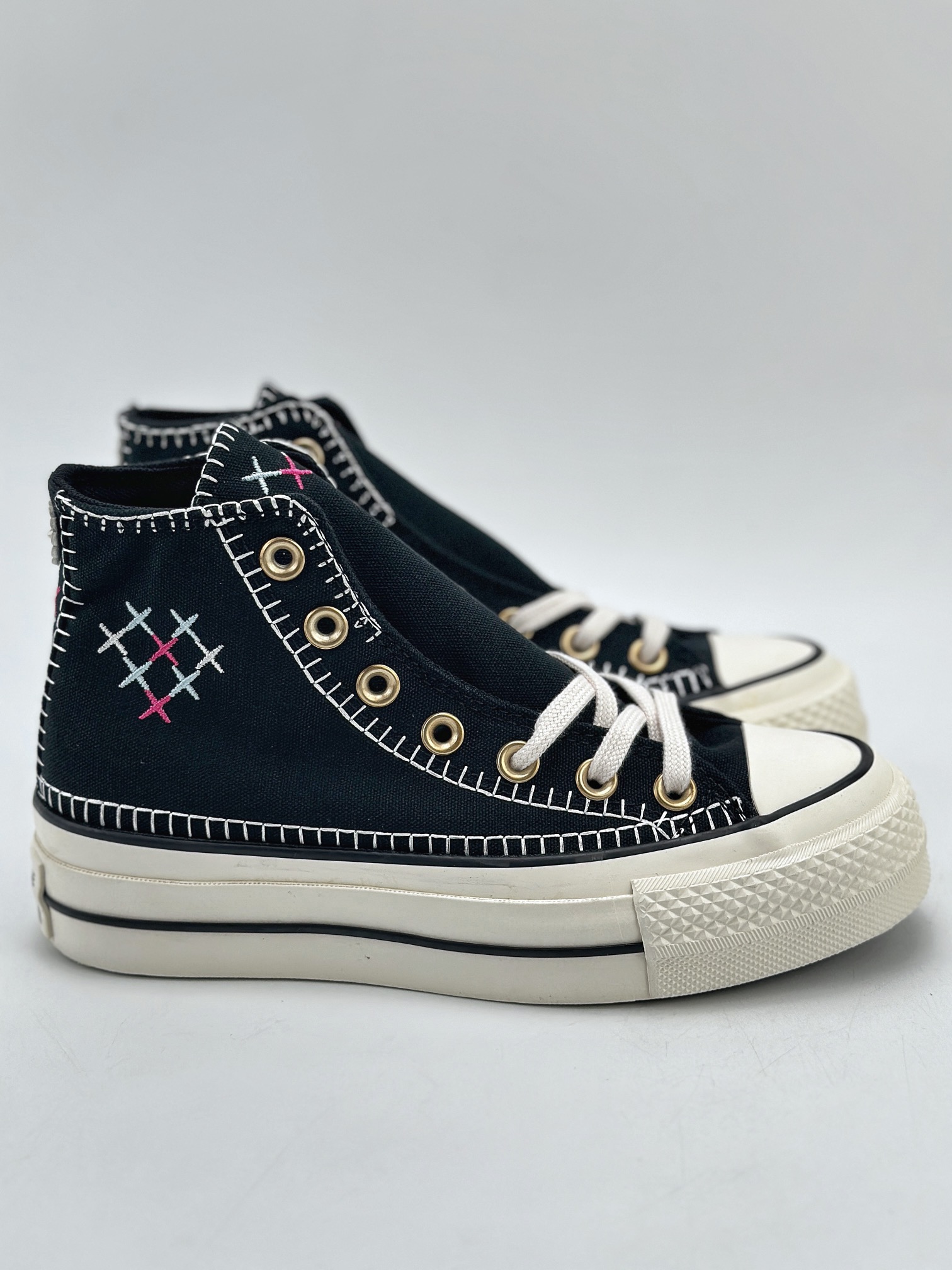 150 Converse All Star Lift 车缝线 新款匡威小雏菊硫化帆布鞋 A08731C