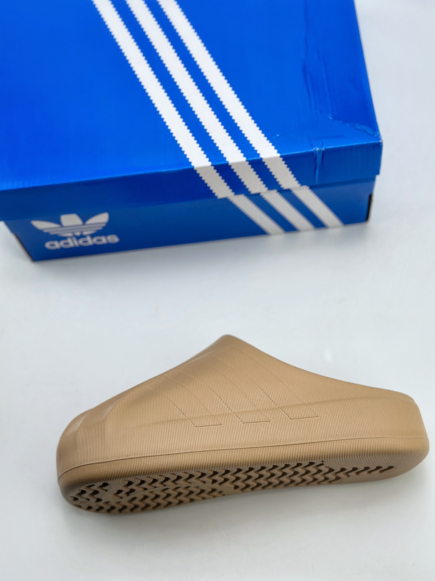 180 adidas originals AdiF OM Superstar Mule 咖黄 IE0754