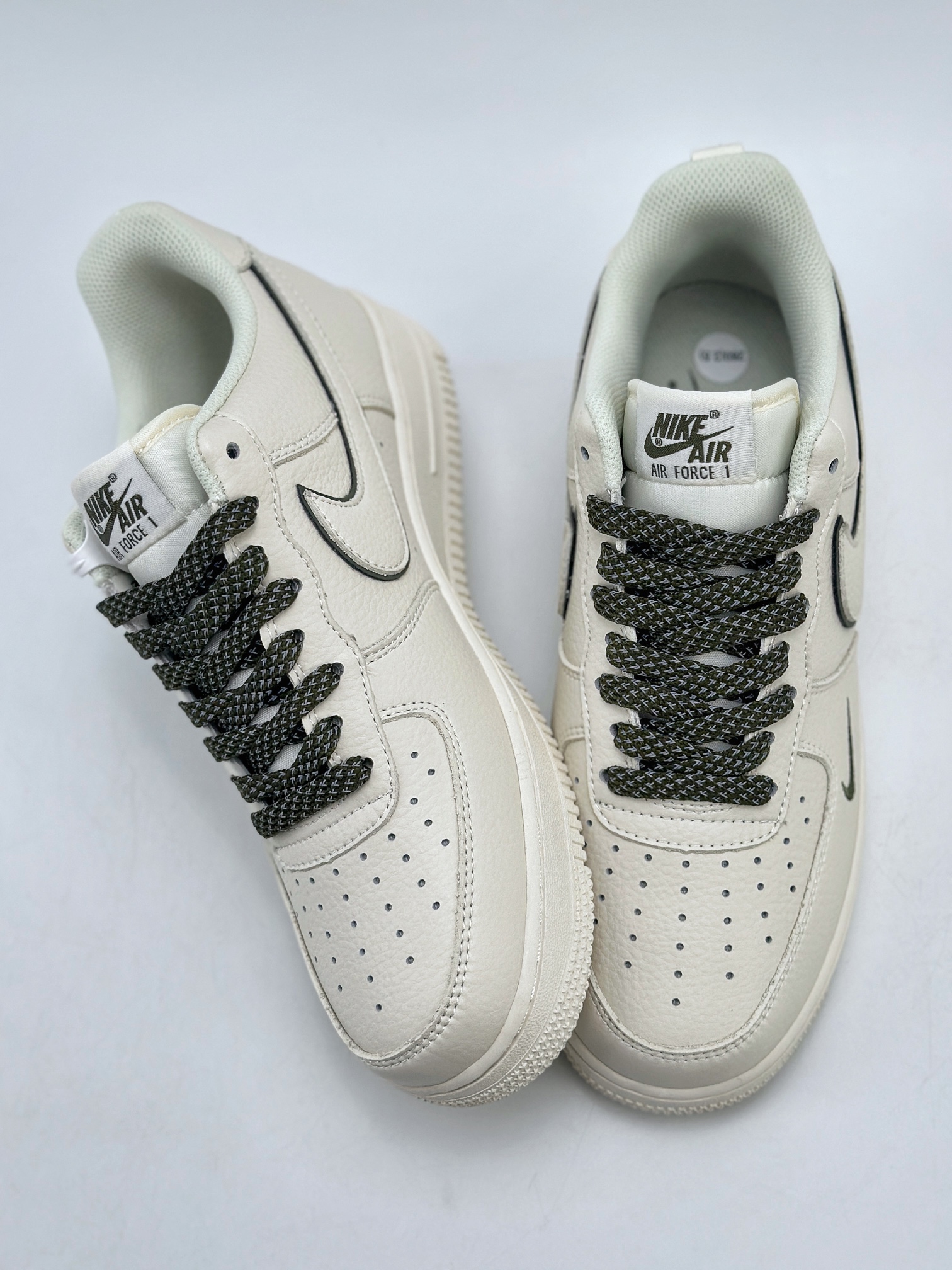 240 Nike Air Force 1 Low 07 米白满天星 MJ0319-022