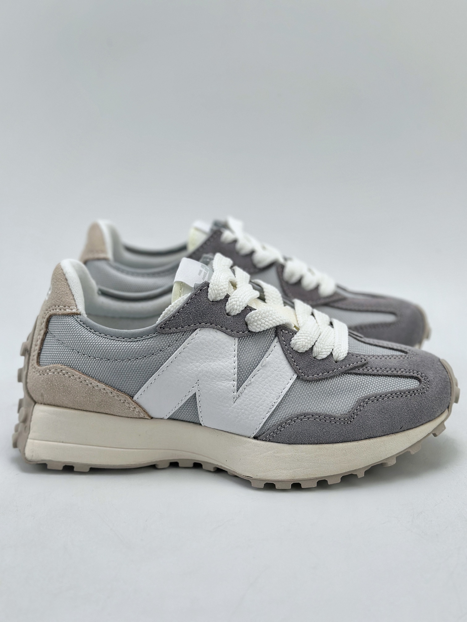 150 New Balance MS327系列 复古休闲运动慢跑鞋  U327FF