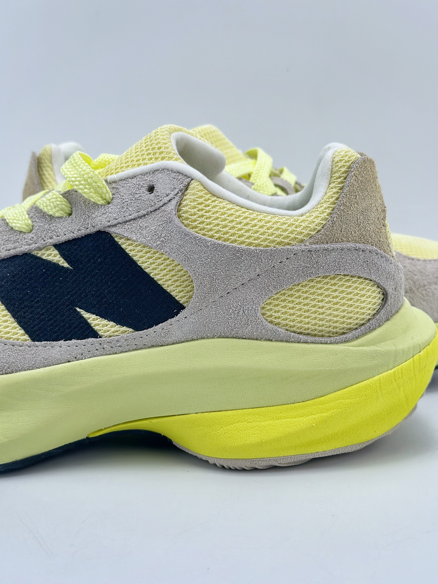 200 New Balance Warped Runner 荧光黄灰 低帮复古老爹风休闲运动慢跑鞋 UWRPDSFB