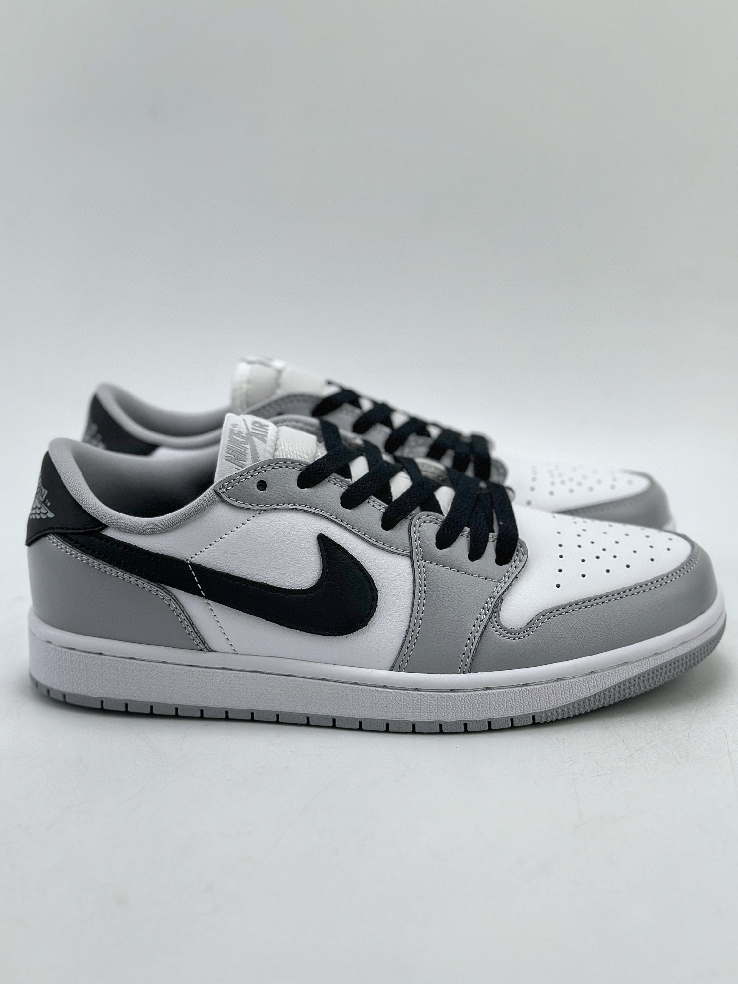 200 Air Jordan 1 Retro Low OG "Brons" 白灰 CZ0790-110