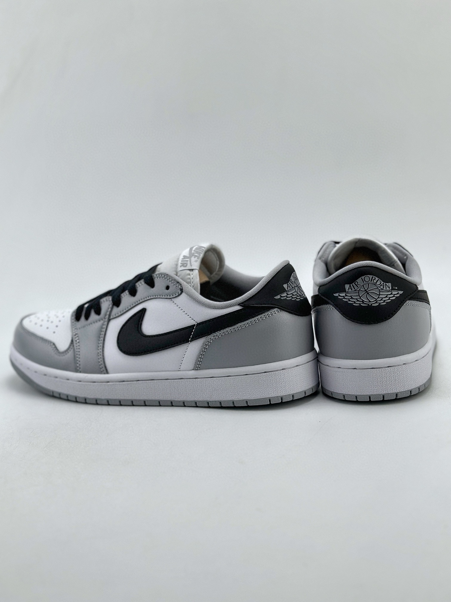 200 Air Jordan 1 Retro Low OG "Brons" 白灰 CZ0790-110