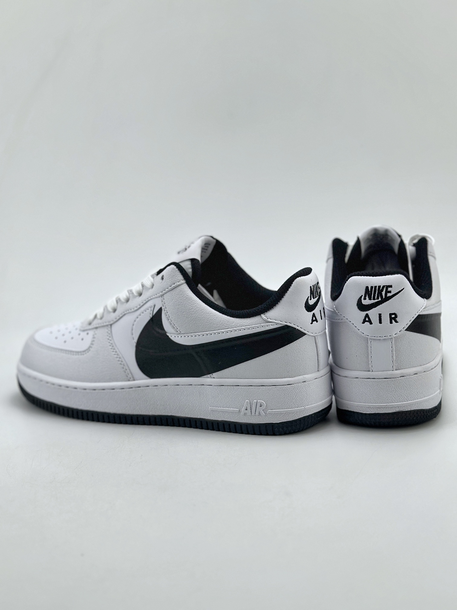 Nike Air Force 1 Low 07 White Black FQ4118-100