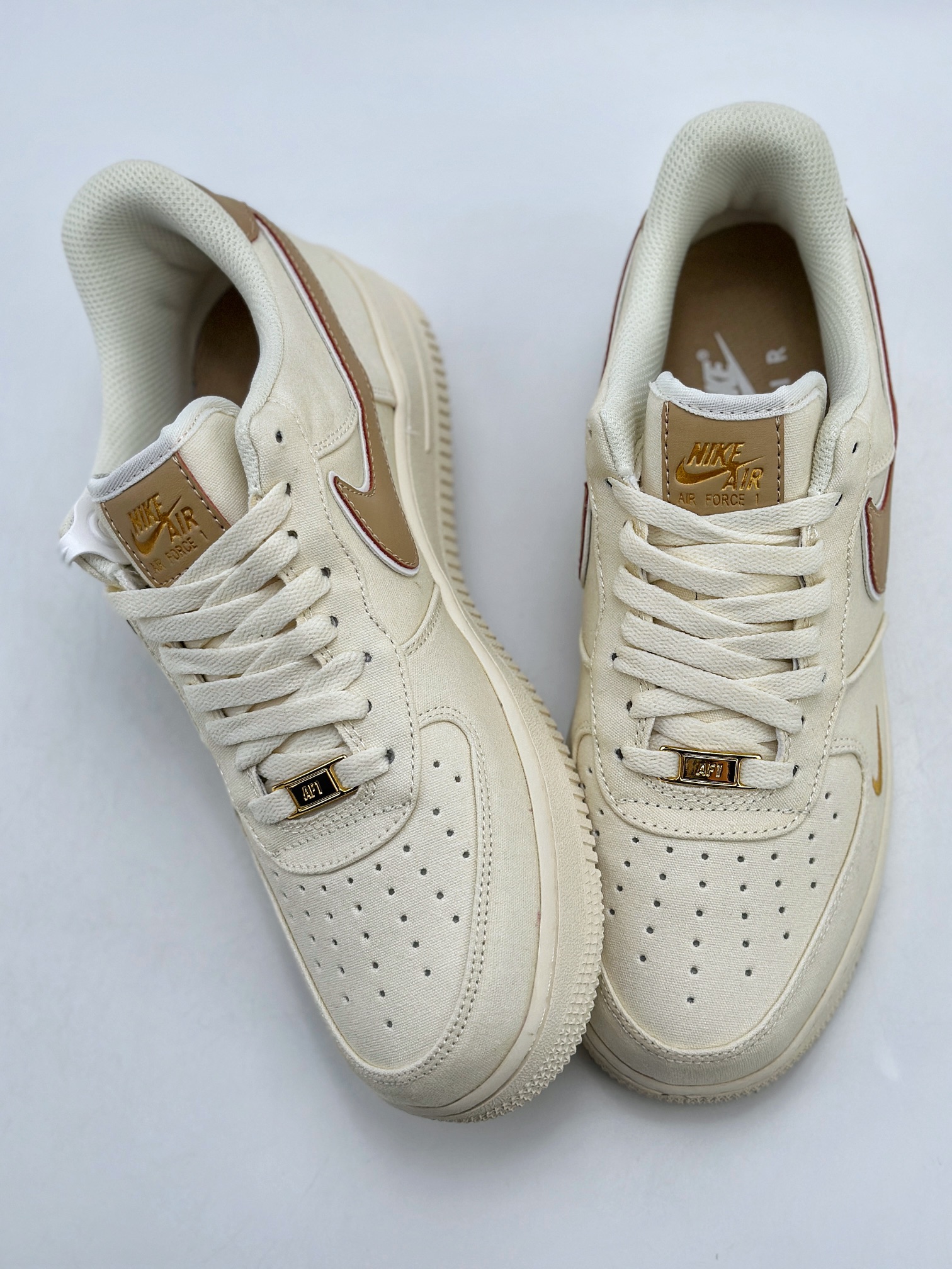 Nike Air Force 1 Low 07 Beige Canvas MN5696-509
