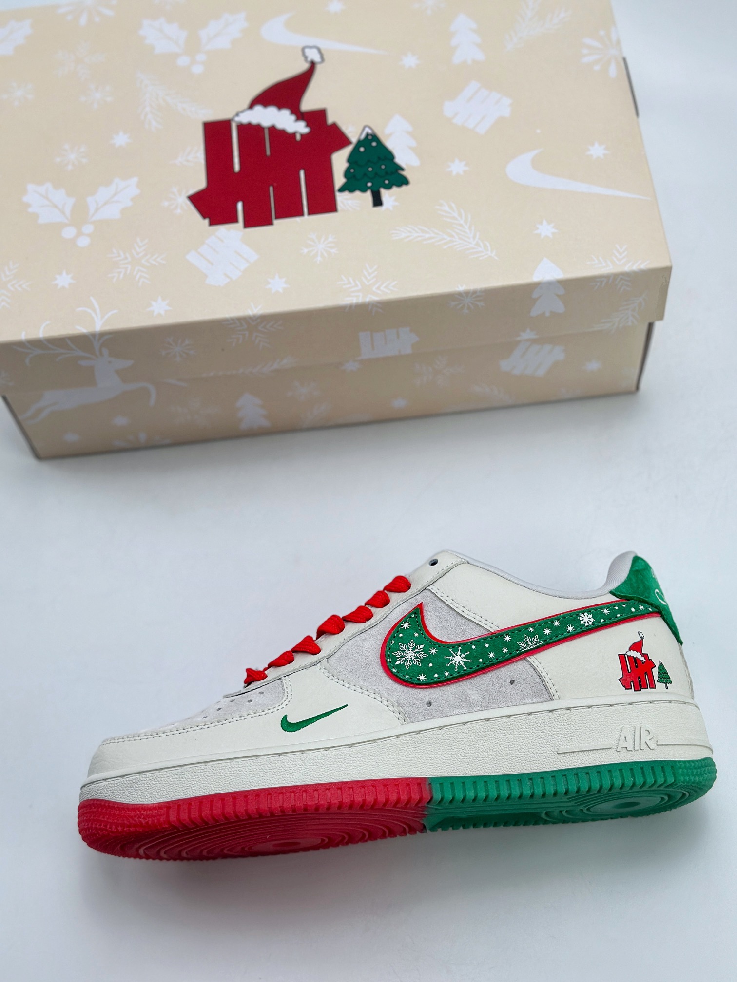 Nike Air Force 1 Low 07 x Styssy Christmas White Green Red DH6239-839