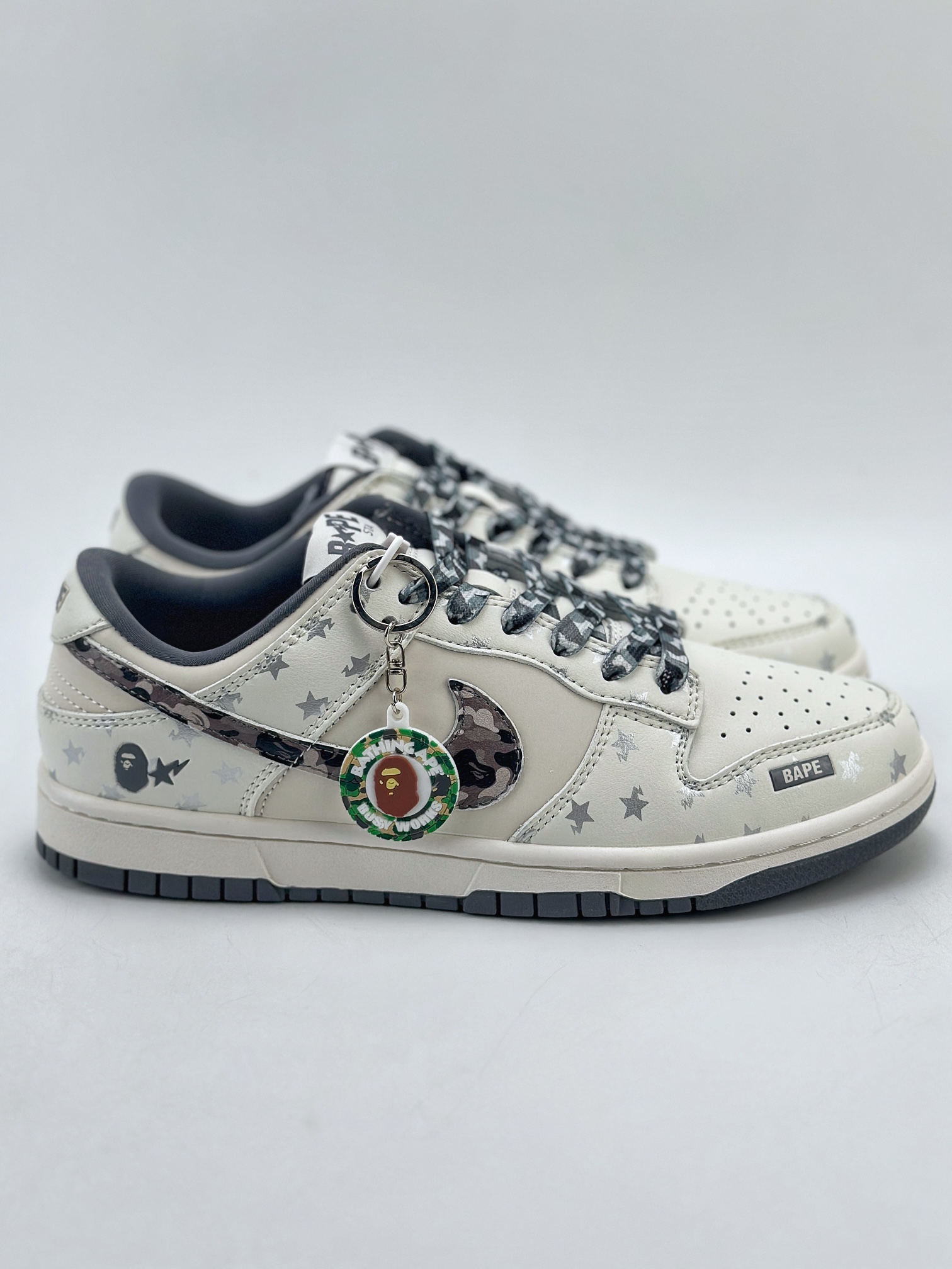 Nike SB Dunk Low x BAPE White Gray Black Camouflage Hook DQ1098-351