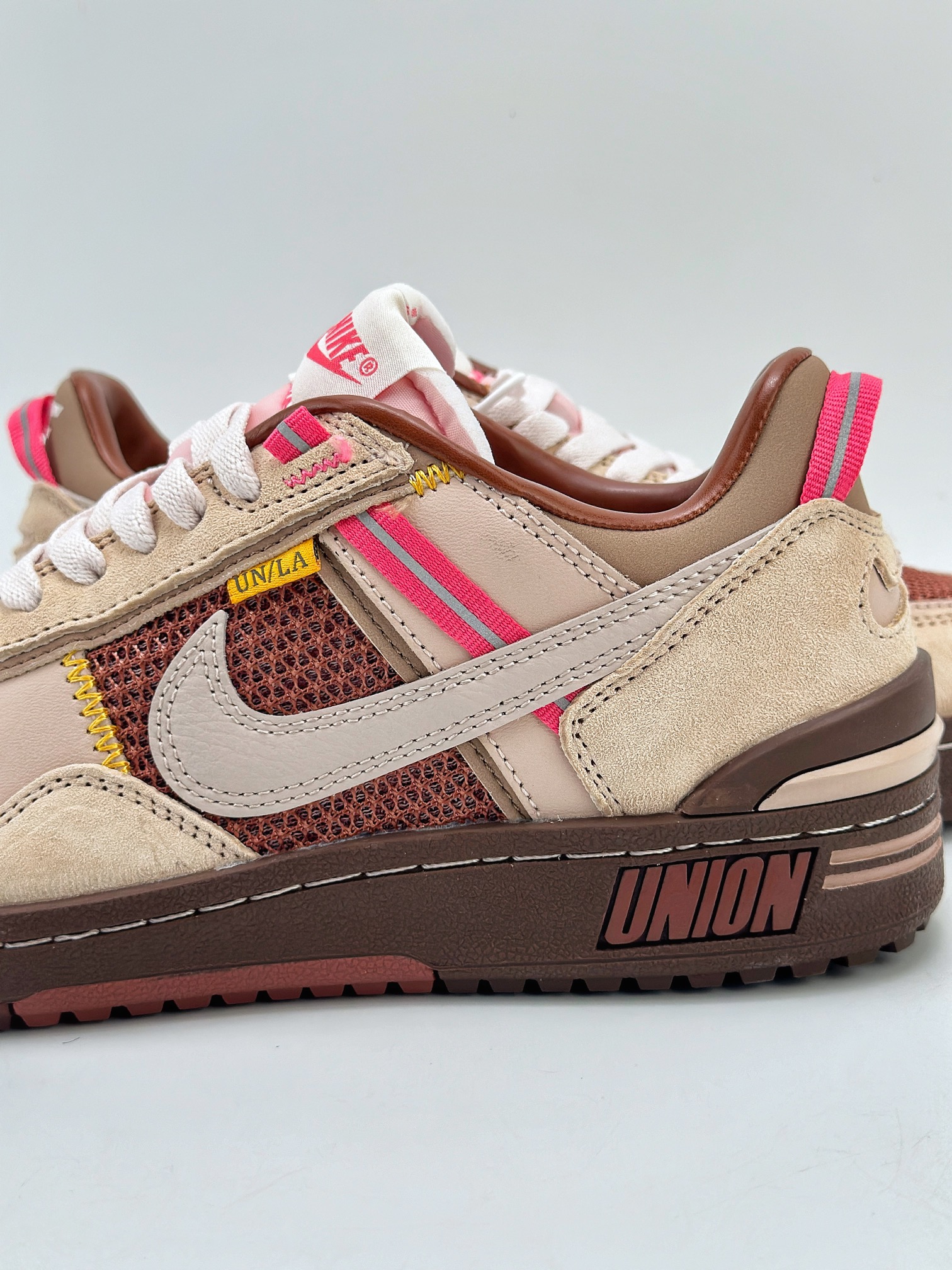 180 Nike FIELD GENERAL 82 SP x Union 低帮复古联名篮球鞋 FQ9003-200