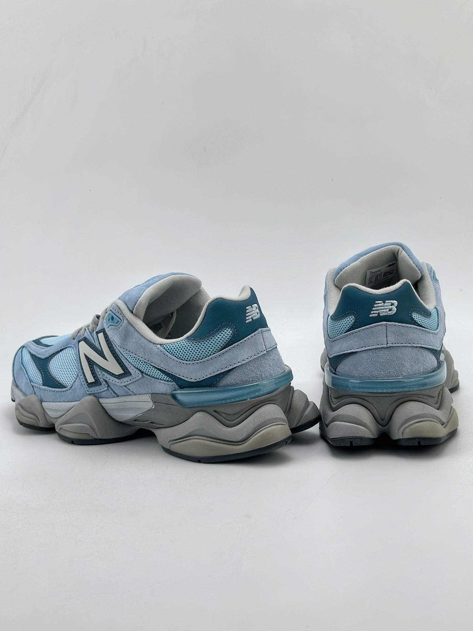 210 Joe Freshgoods x New Balance 版本 NB9060 联名款 复古休闲运动慢跑鞋  U9060EED