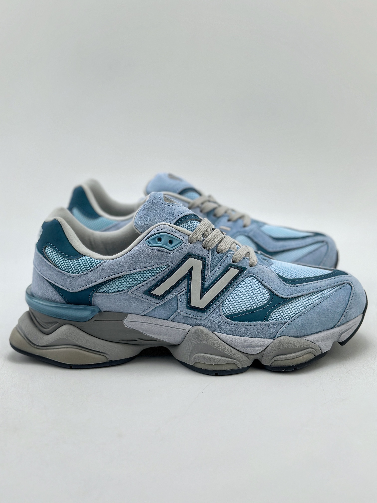 210 Joe Freshgoods x New Balance 版本 NB9060 联名款 复古休闲运动慢跑鞋  U9060EED