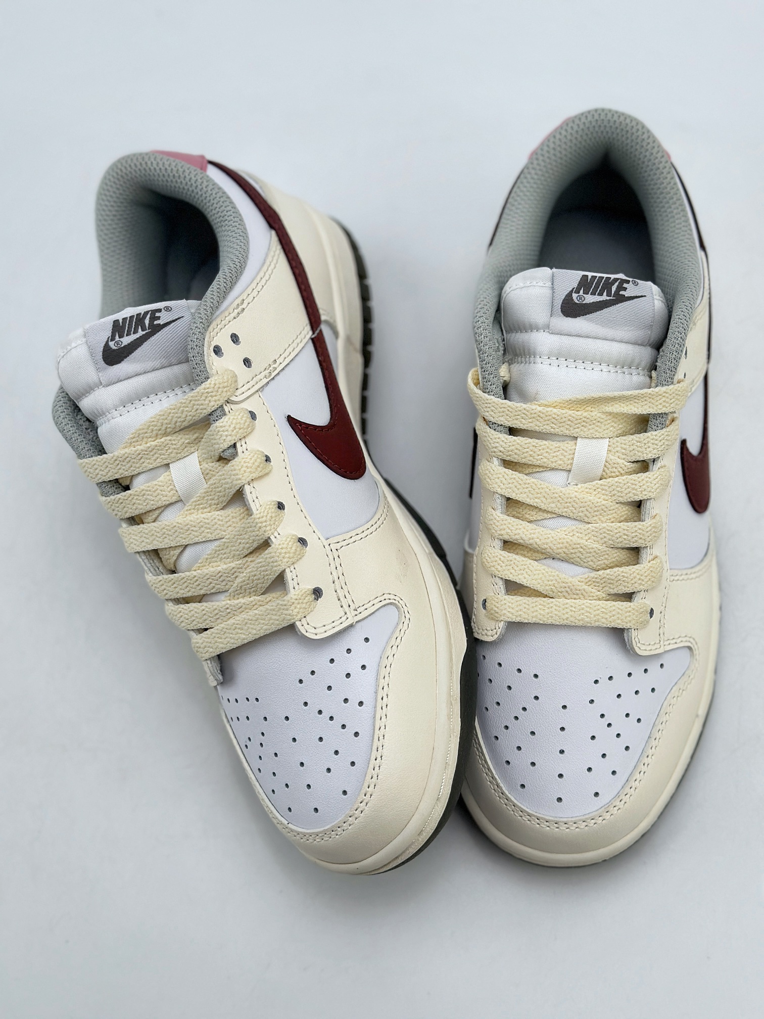 Nike SB Dunk Low Floral Messenger DD1503-117