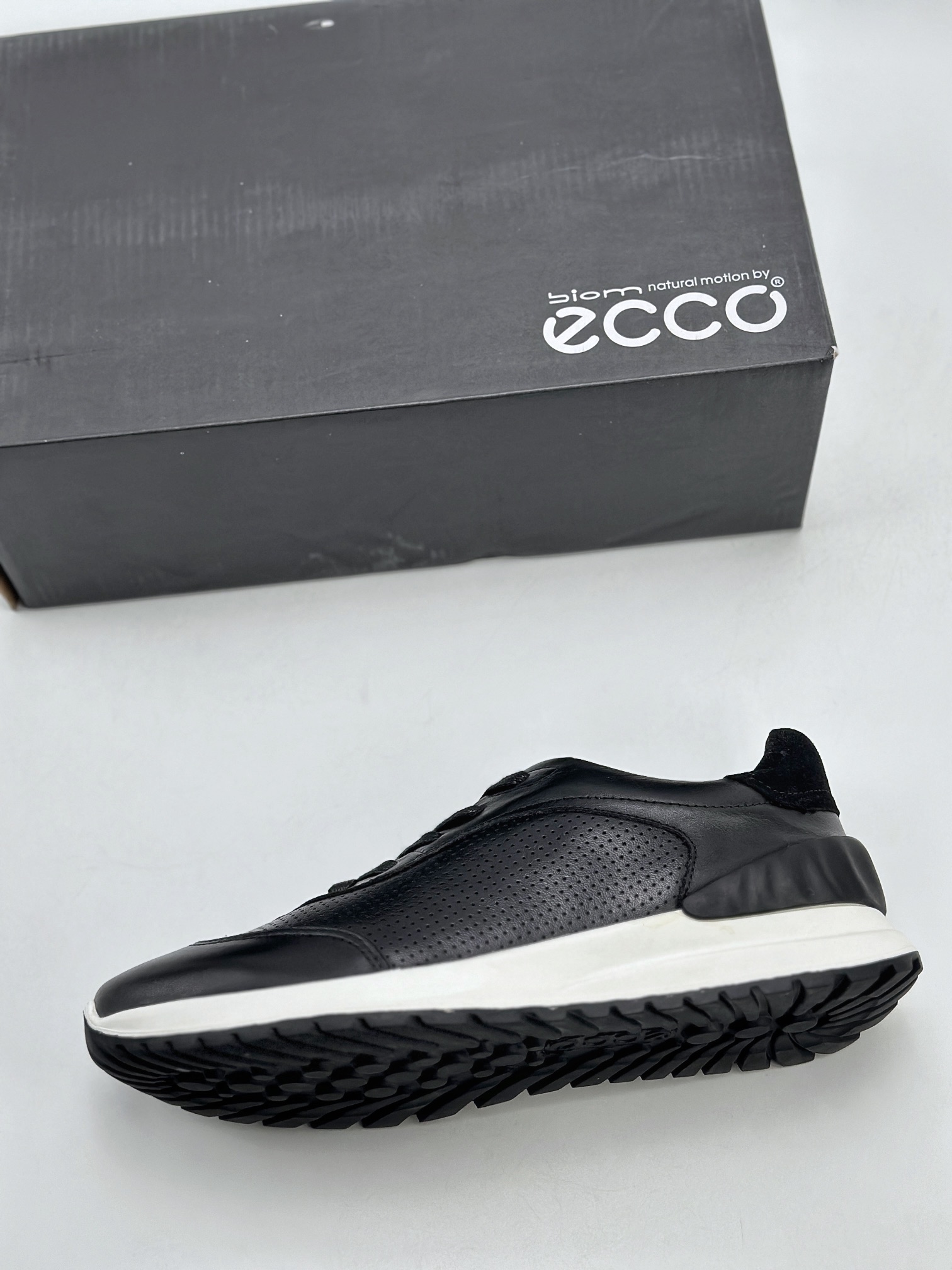 ECCO/ECCO sports running shoes/casual shoes quality steel stamped logo exclusive official website customization