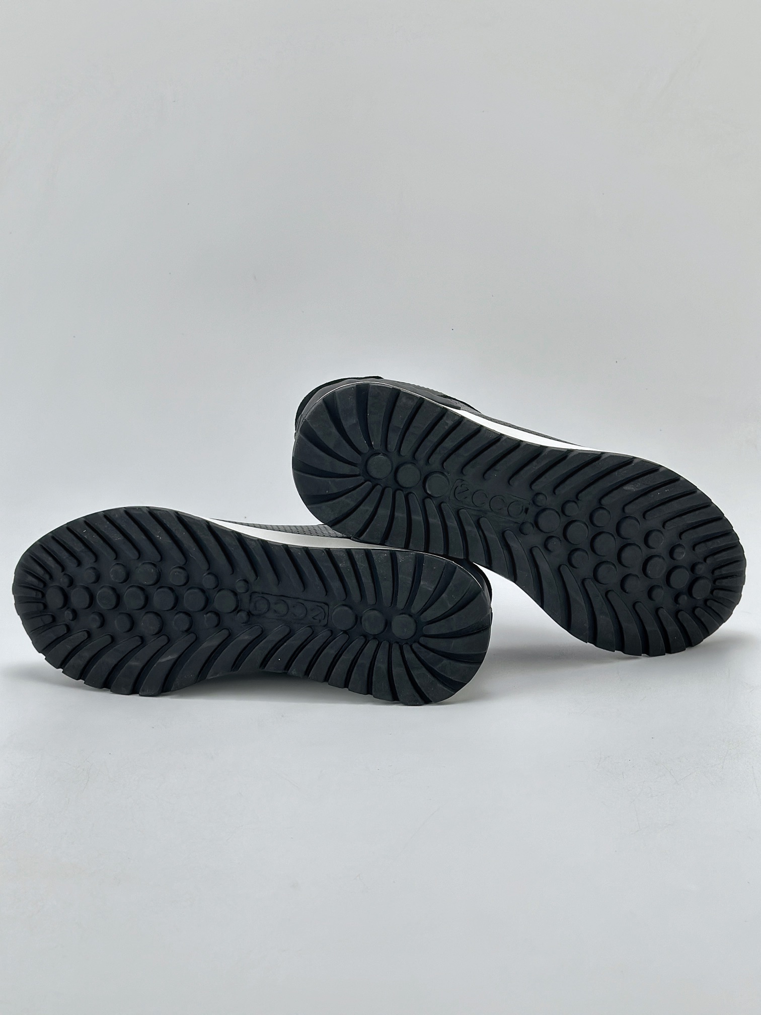 ECCO/ECCO sports running shoes/casual shoes quality steel stamped logo exclusive official website customization