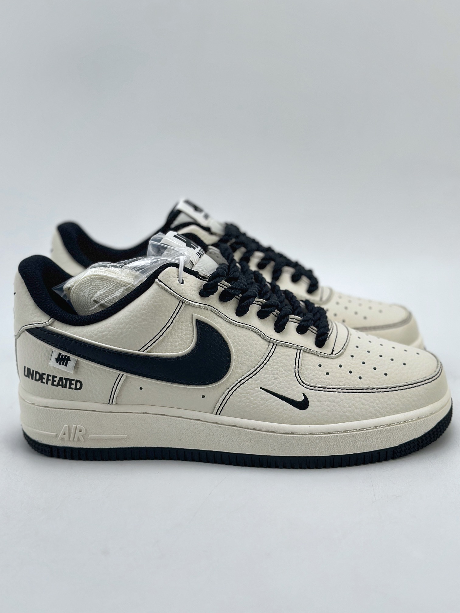 260 Nike Air Force 1 Low 07 x Undefeated 白黑 UT2023-201