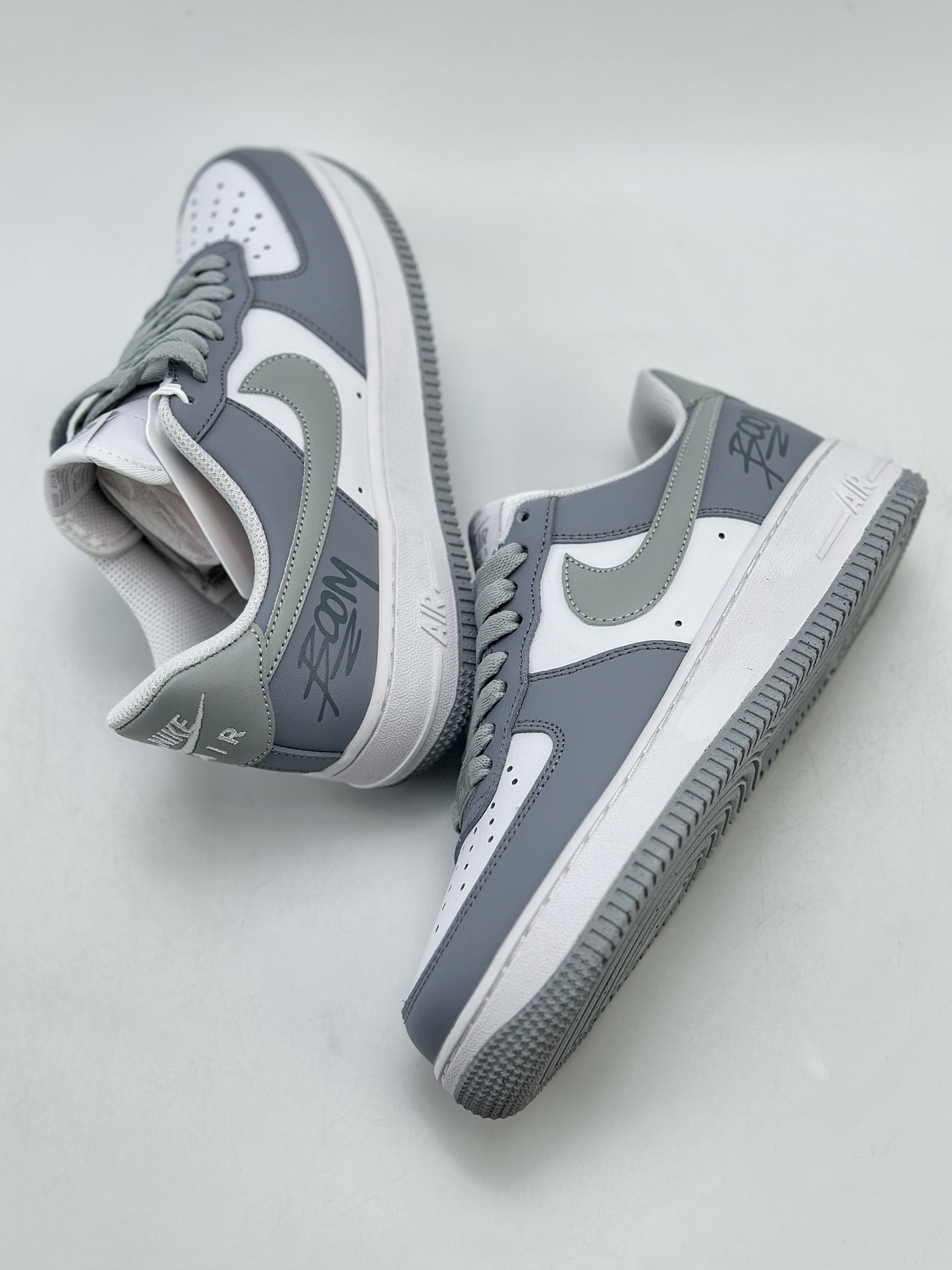 240 Nike Air Force 1 Low 07 叁次实验室 灰白地带 街头涂鸦 白灰 FJ4146-111