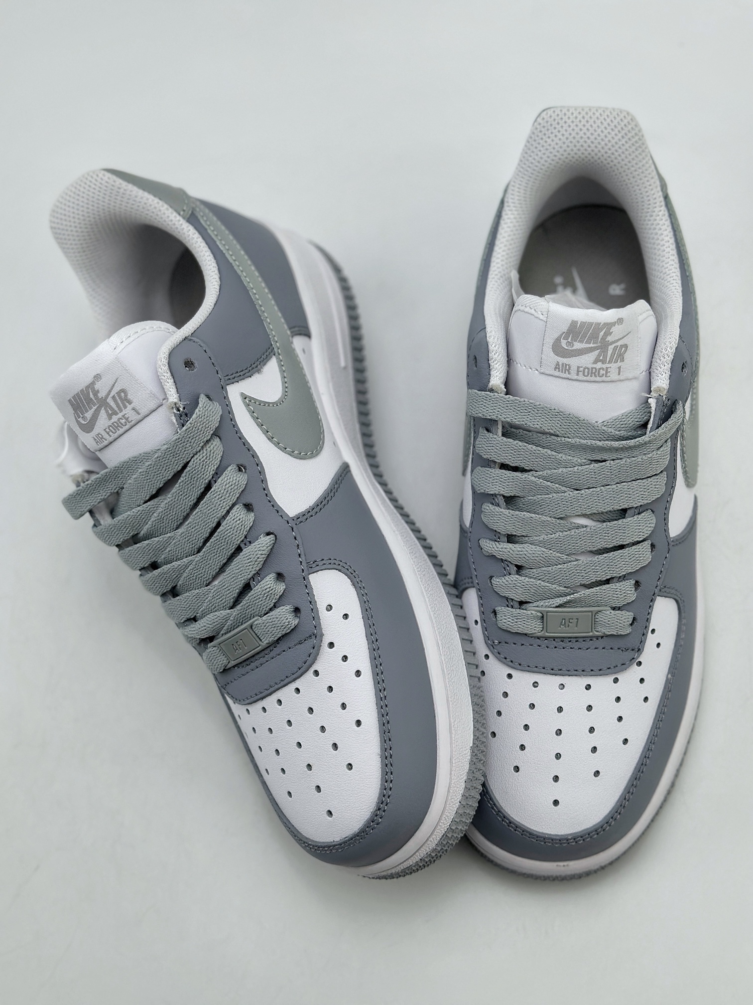 240 Nike Air Force 1 Low 07 叁次实验室 灰白地带 街头涂鸦 白灰 FJ4146-111