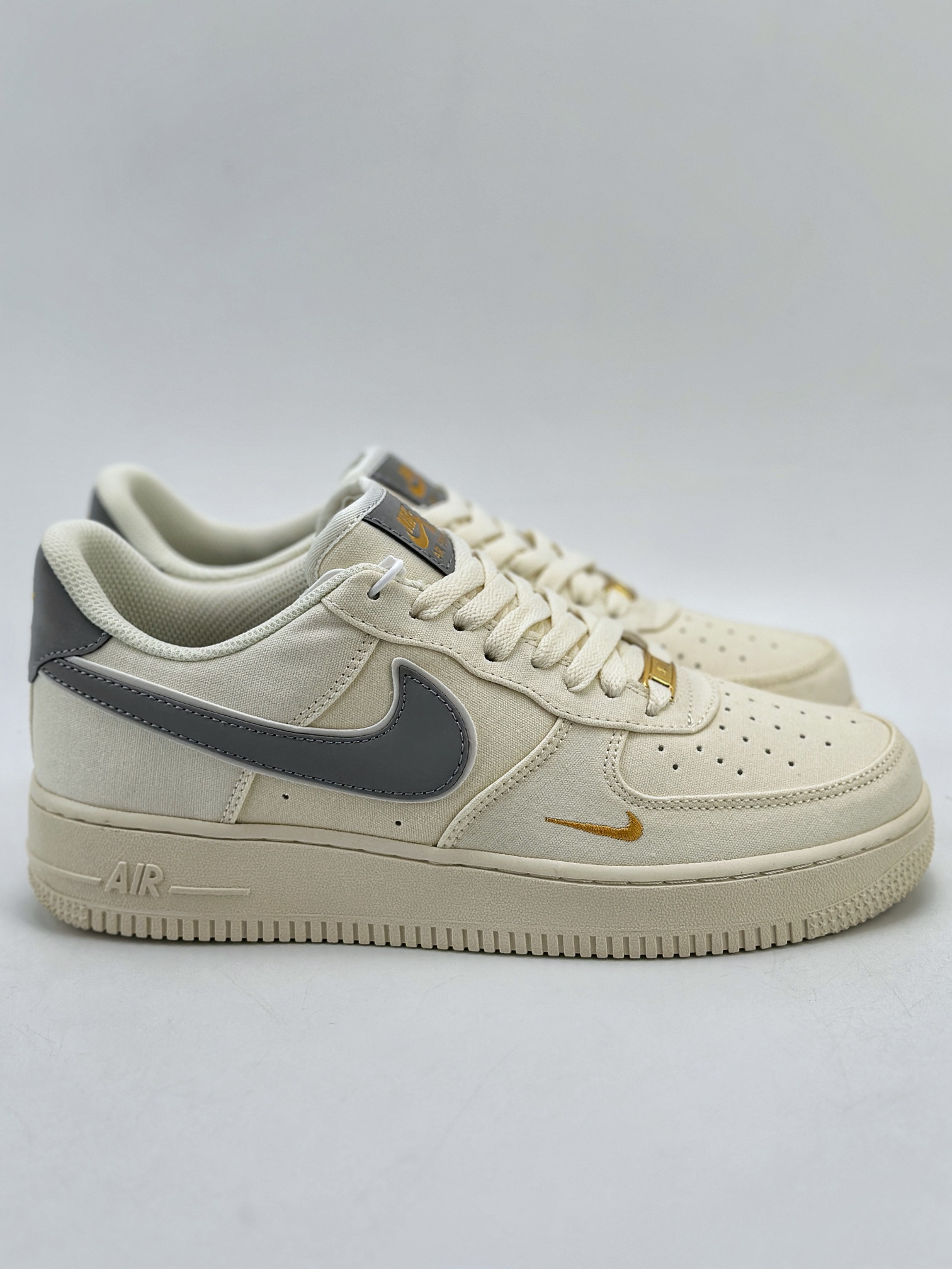 220 Nike Air Force 1 Low 07 帆布灰金小勾 MN5696-609