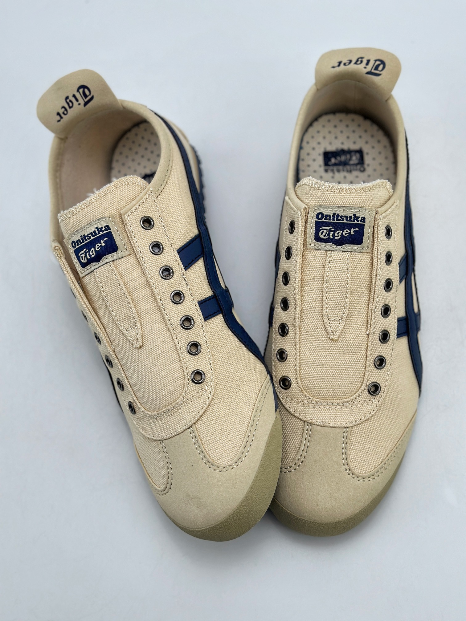 130 Onitsuka Tiger Mexico 66 Paraty 百搭单品 板鞋 TH1B2N-0143