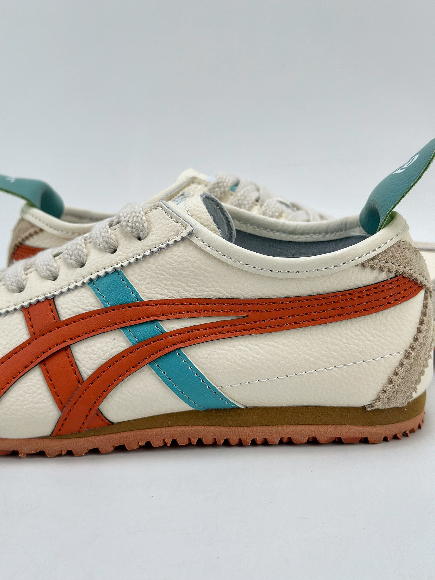 130 Onitsuka Tiger Mexico 66 Paraty 百搭单品 板鞋 1183A201-116