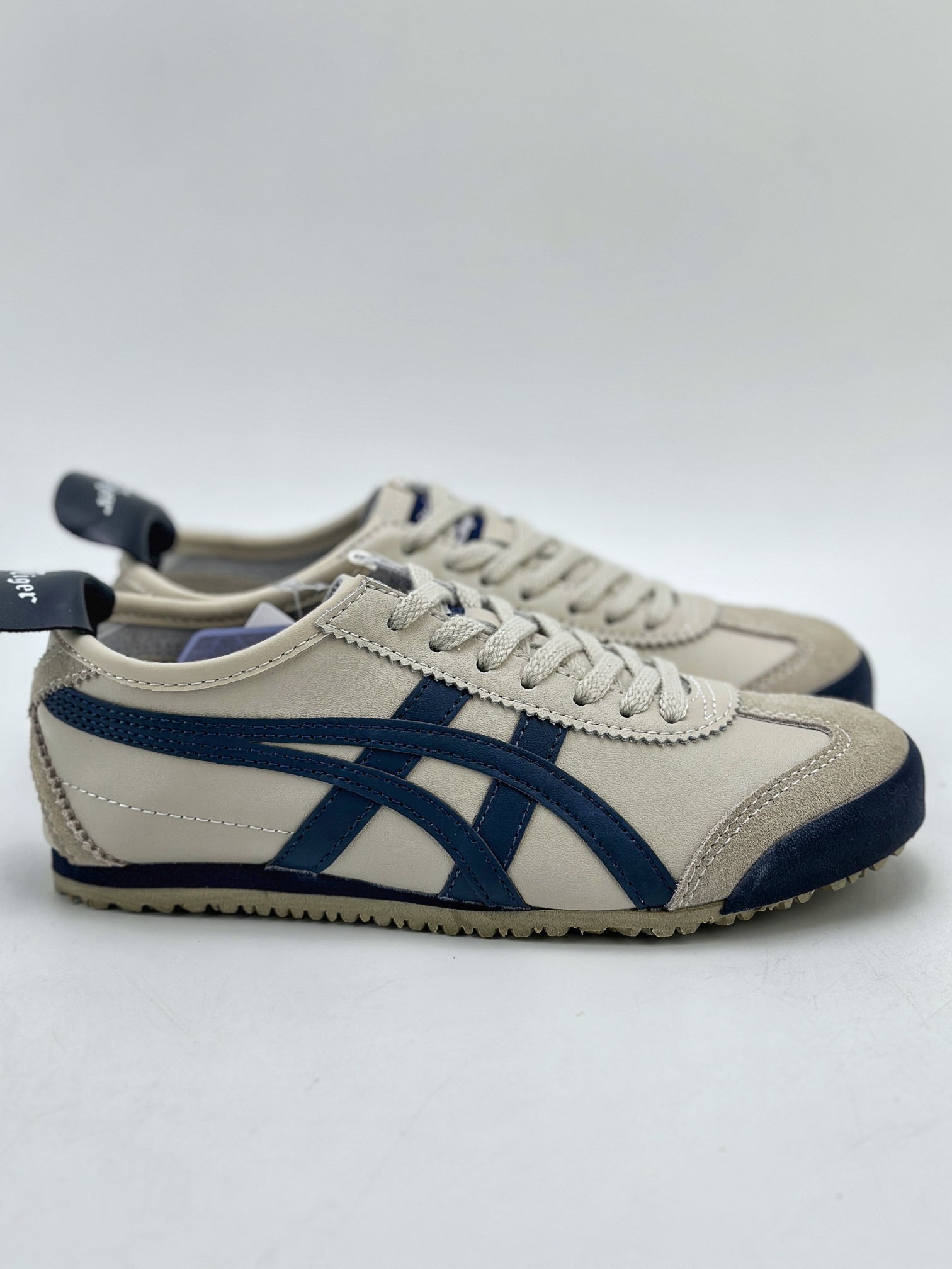 130 Onitsuka Tiger Mexico 66 Paraty 百搭单品 板鞋 DL408-1659