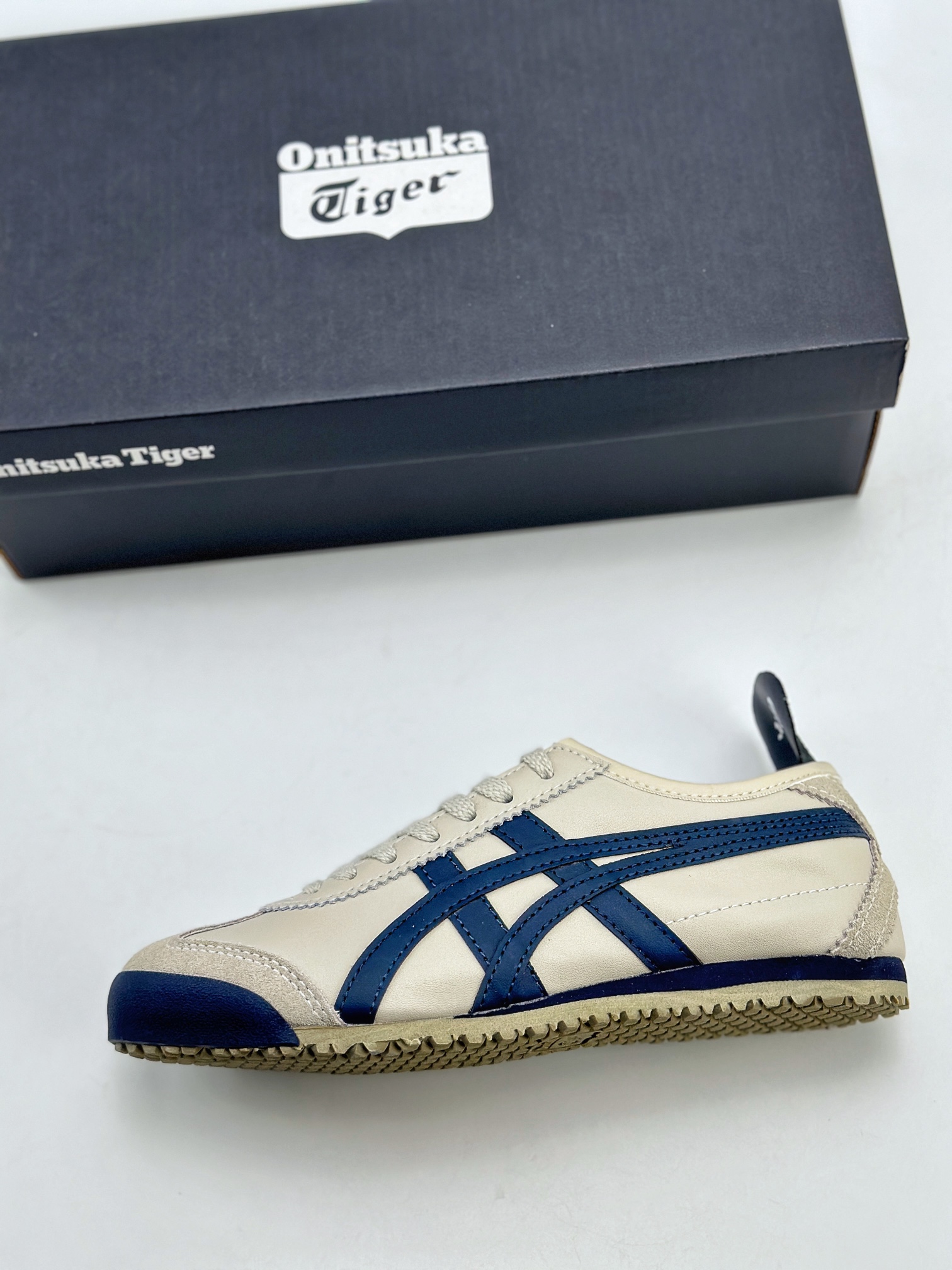 130 Onitsuka Tiger Mexico 66 Paraty 百搭单品 板鞋 DL408-1659