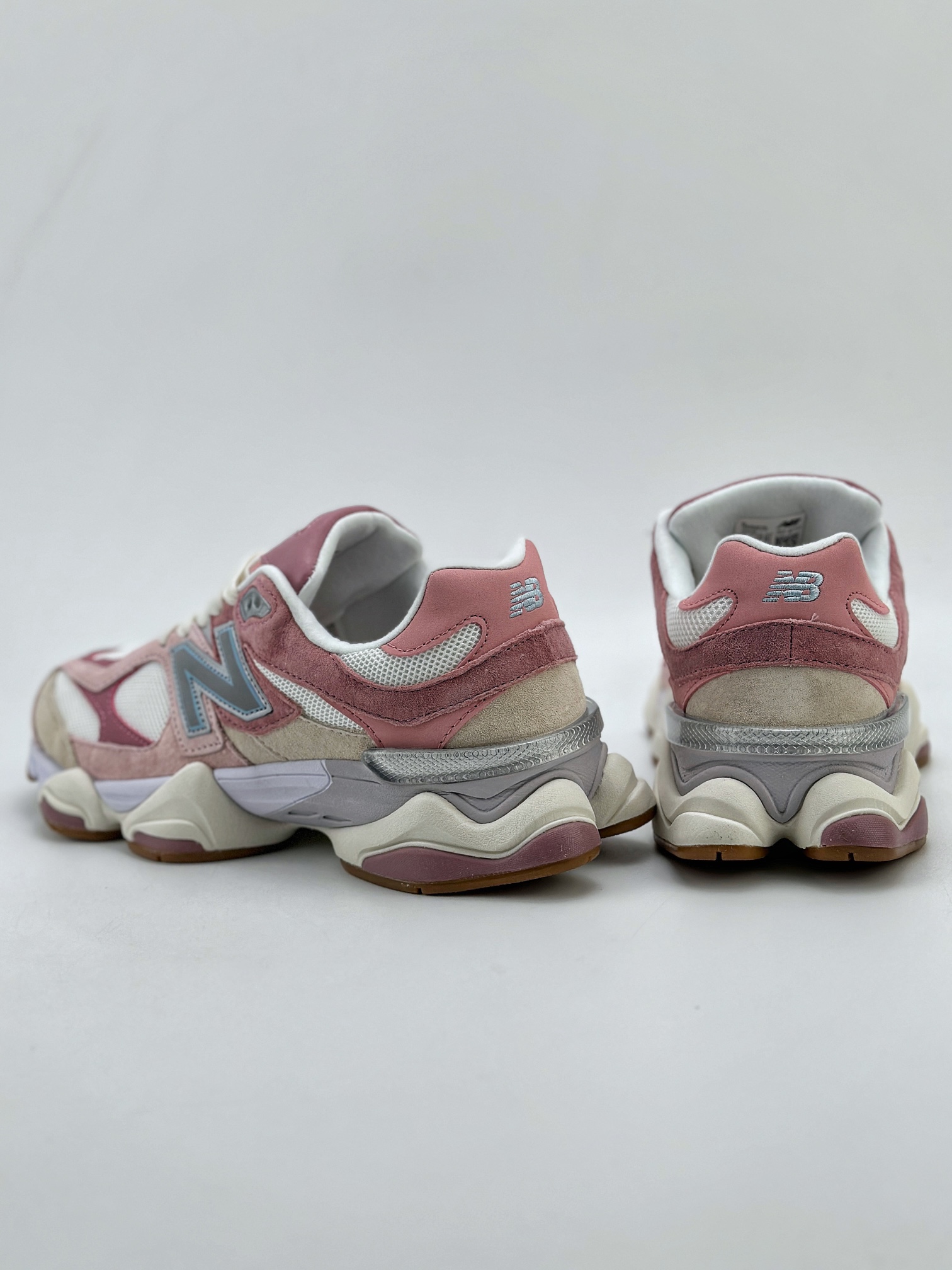 210 Joe Freshgoods x New Balance 版本 NB9060 联名款 复古休闲运动慢跑鞋  U9060FRL