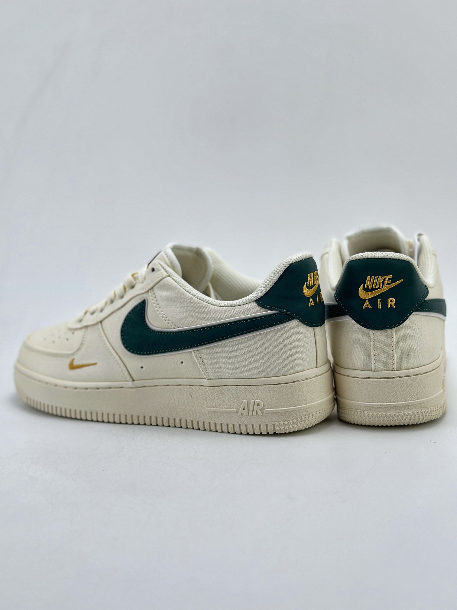 220 Nike Air Force 1 Low 07 帆布黑金小勾 MN5696-309