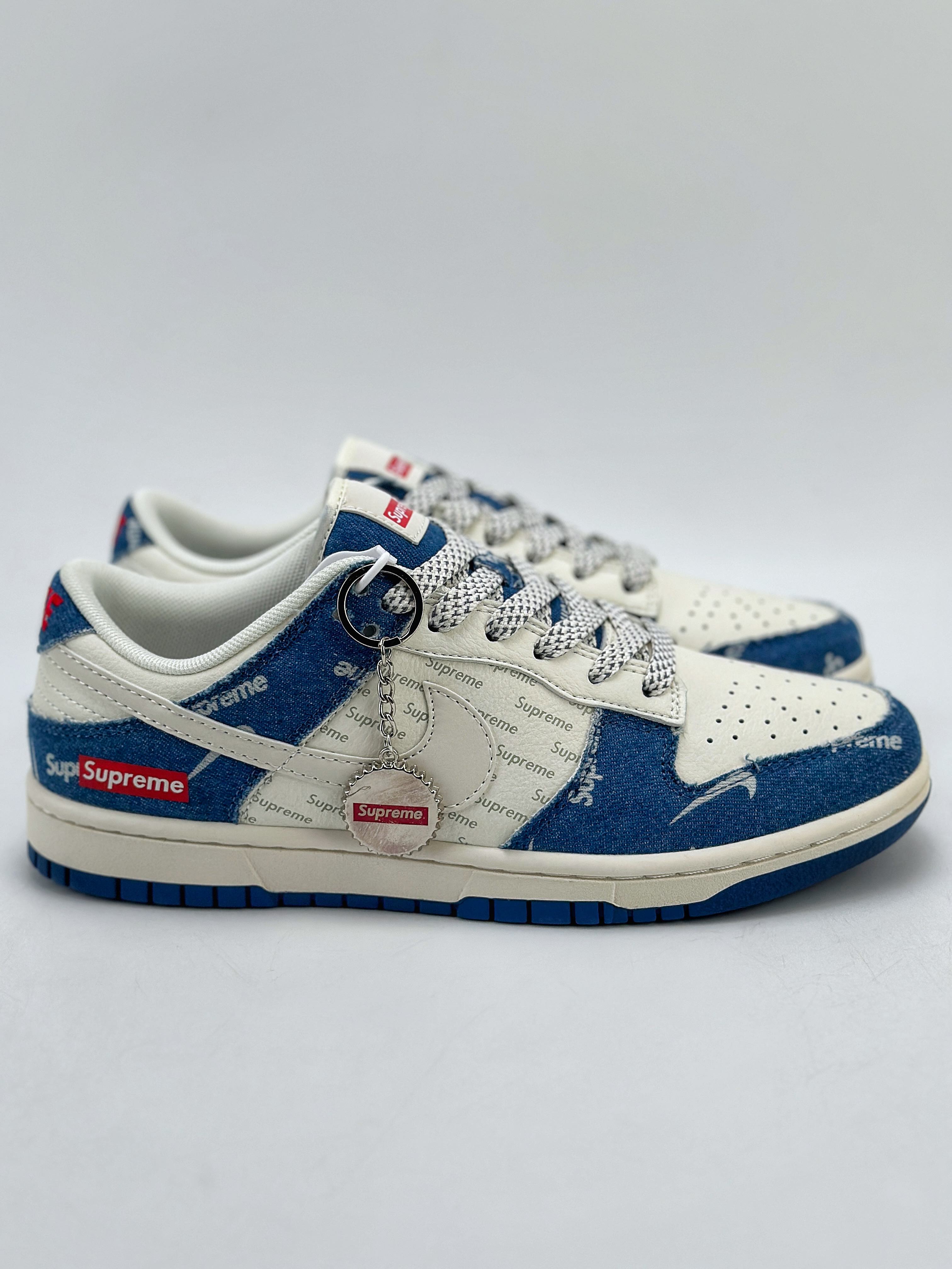 280 Nike SB Dunk Low x Supreme 白蓝牛仔布 FC1688-194