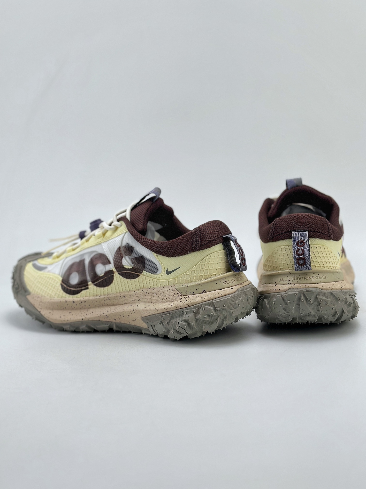 200 NK ACG MOUNTAIN FLY 2 LOW 外户登山列系越跑低帮休闲动运徒步鞋 FH5700-121