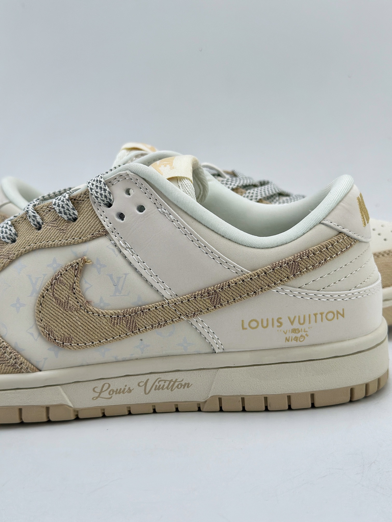 280 Nike SB Dunk Low x Louis Vuitton 白黄 XP3802-337