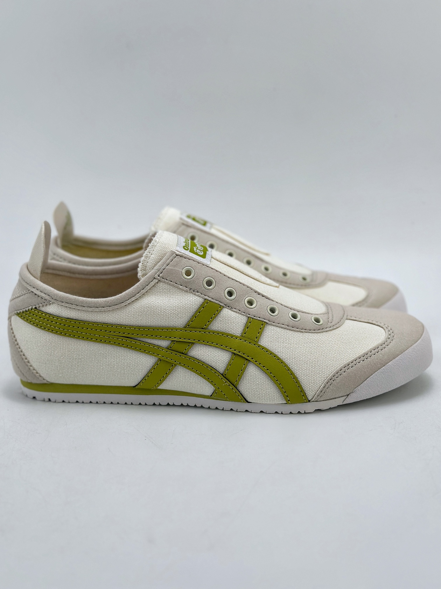 130 Onitsuka Tiger Mexico 66 Paraty 百搭单品 板鞋  1183A360-207