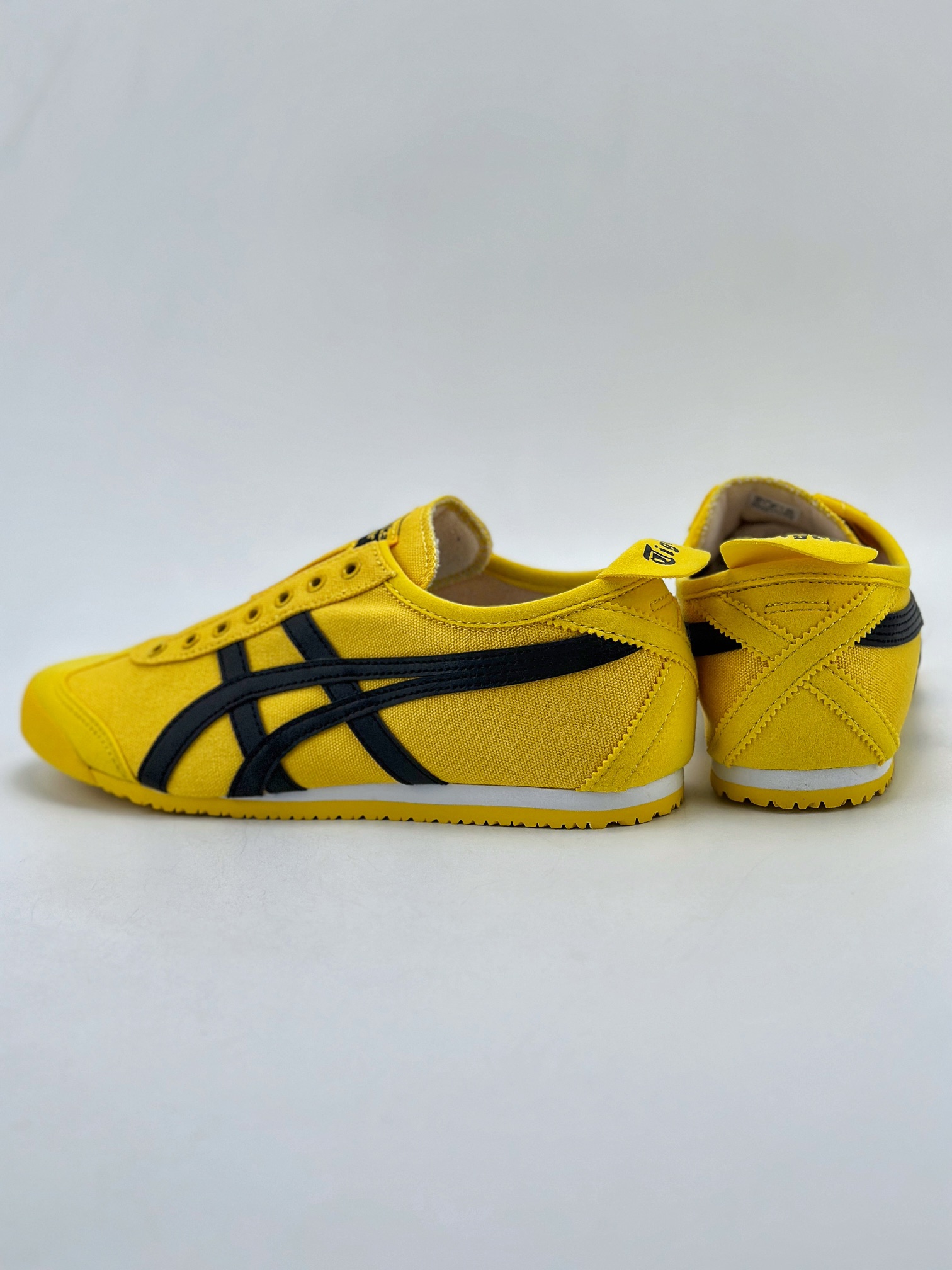 130 Onitsuka Tiger Mexico 66 Paraty 百搭单品 板鞋  1183A746-750