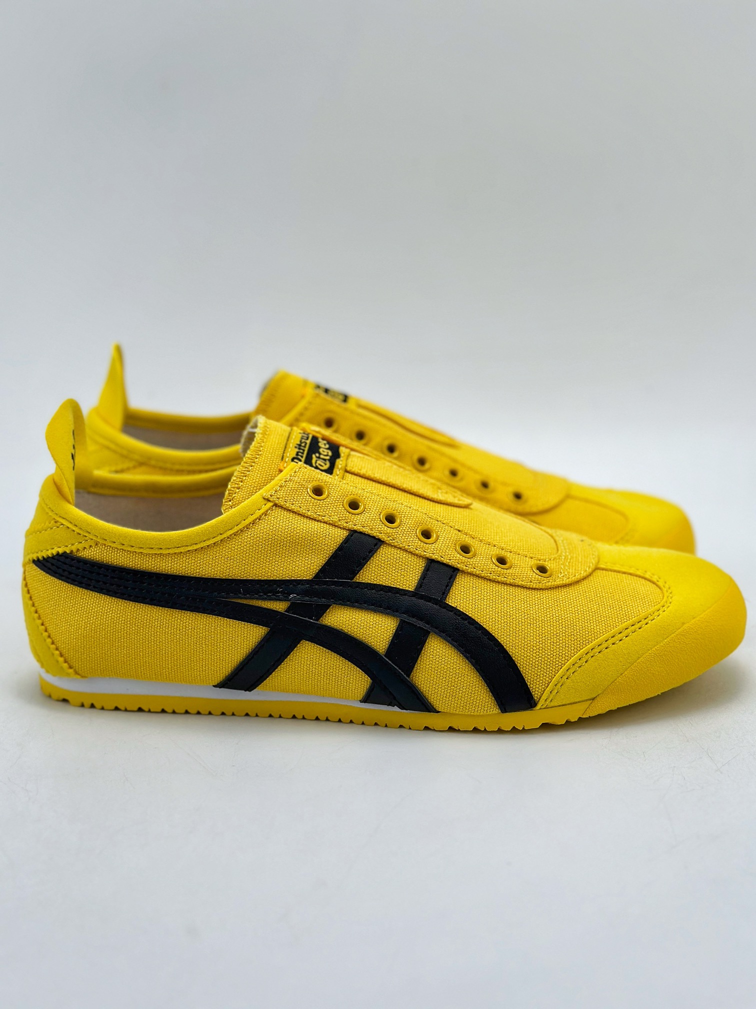 130 Onitsuka Tiger Mexico 66 Paraty 百搭单品 板鞋  1183A746-750