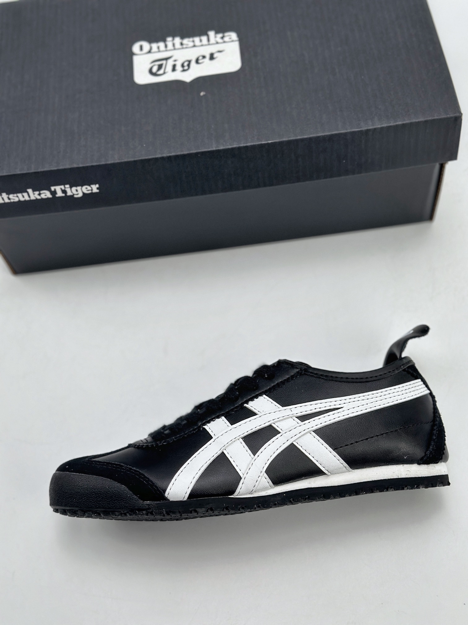 130 Onitsuka Tiger Mexico 66 Paraty 百搭单品板鞋  1183C102-001