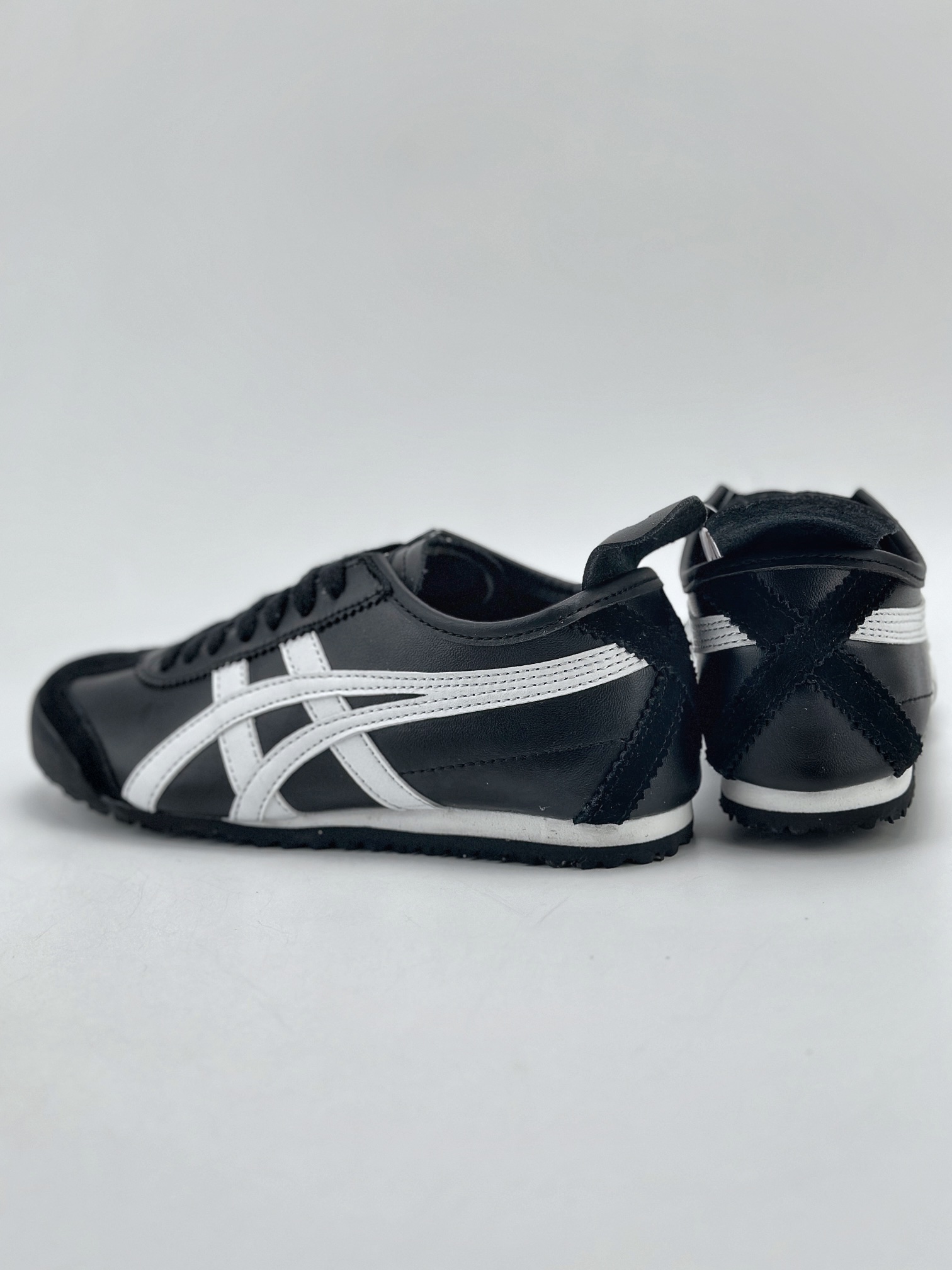 130 Onitsuka Tiger Mexico 66 Paraty 百搭单品板鞋  1183C102-001