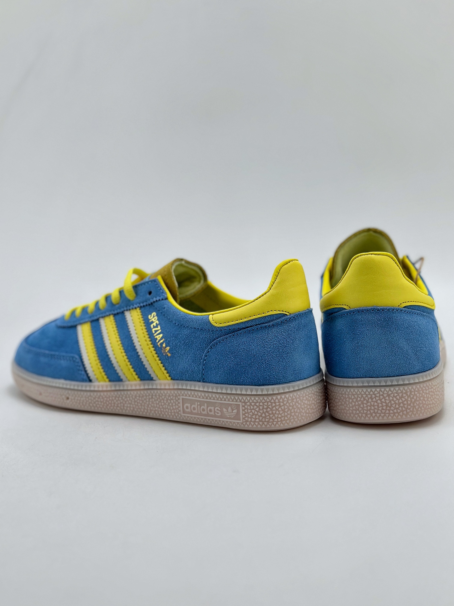 140 adidas originals Samba Handball Spezial  IG6276