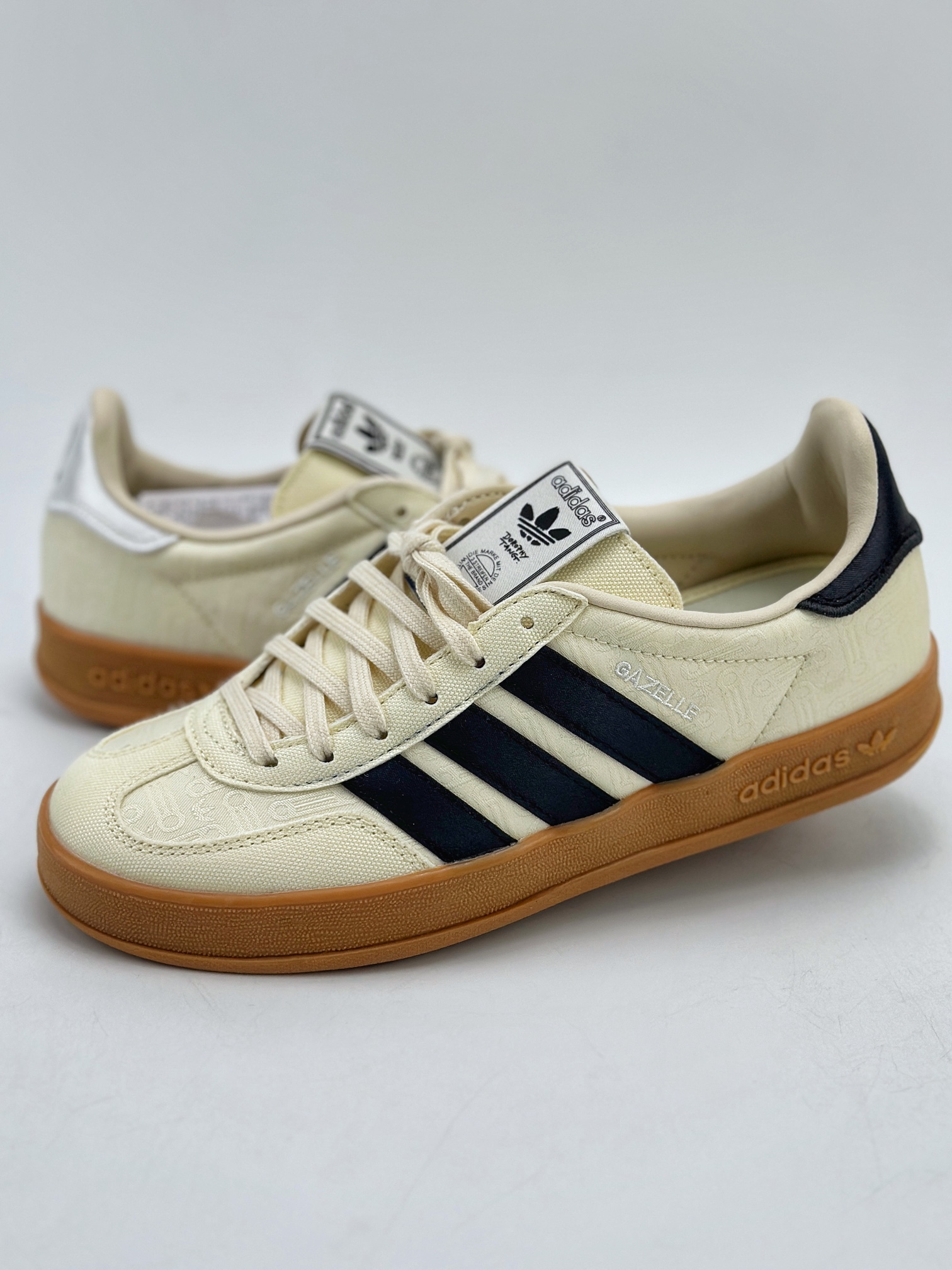 170 adidas Originals Gazelle INdoor 三叶草休闲防滑耐磨低帮板鞋 IG3677