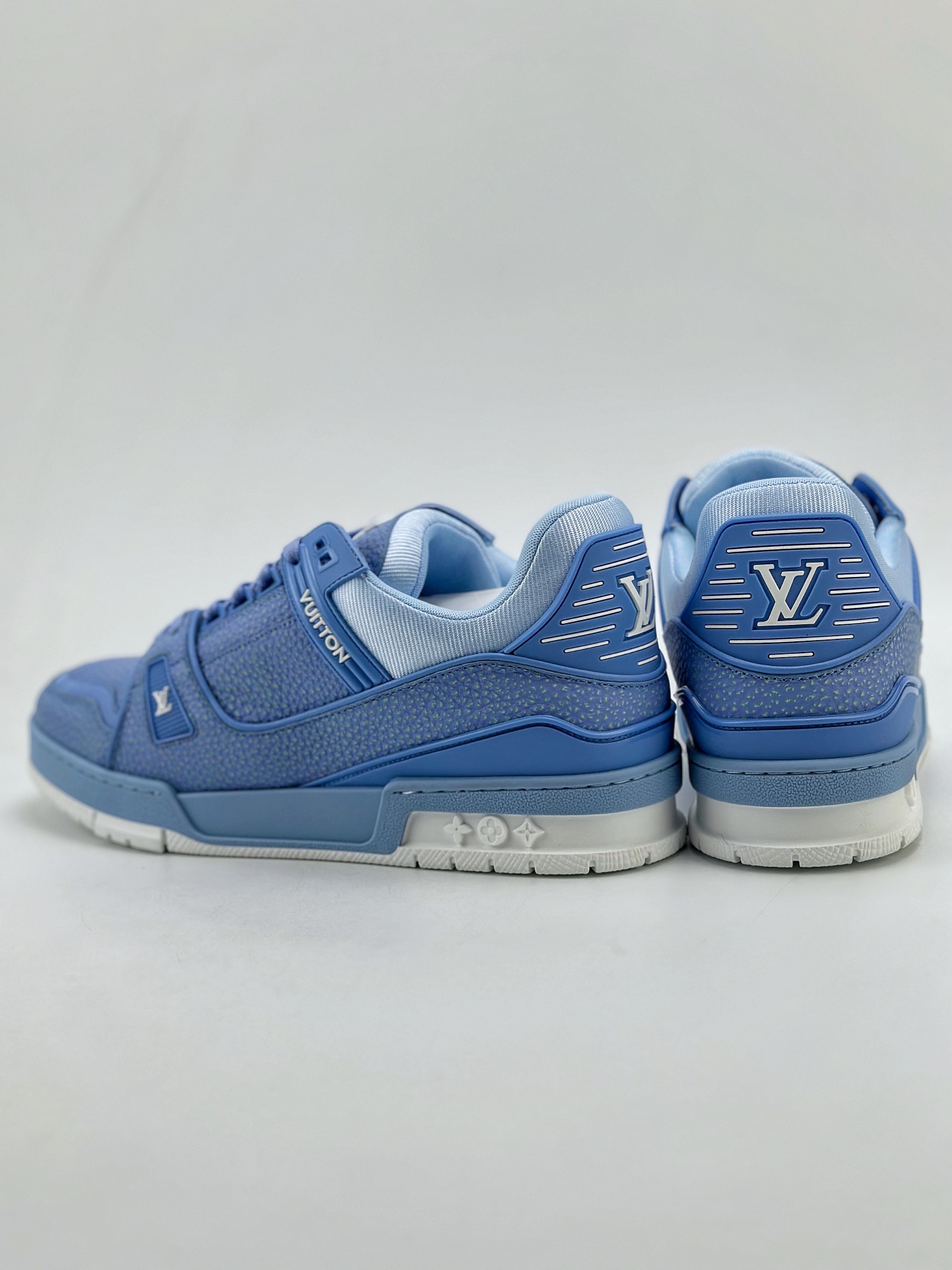 550 新货Louis Vuitton 路易威登 LV Trainer 低帮休闲板鞋