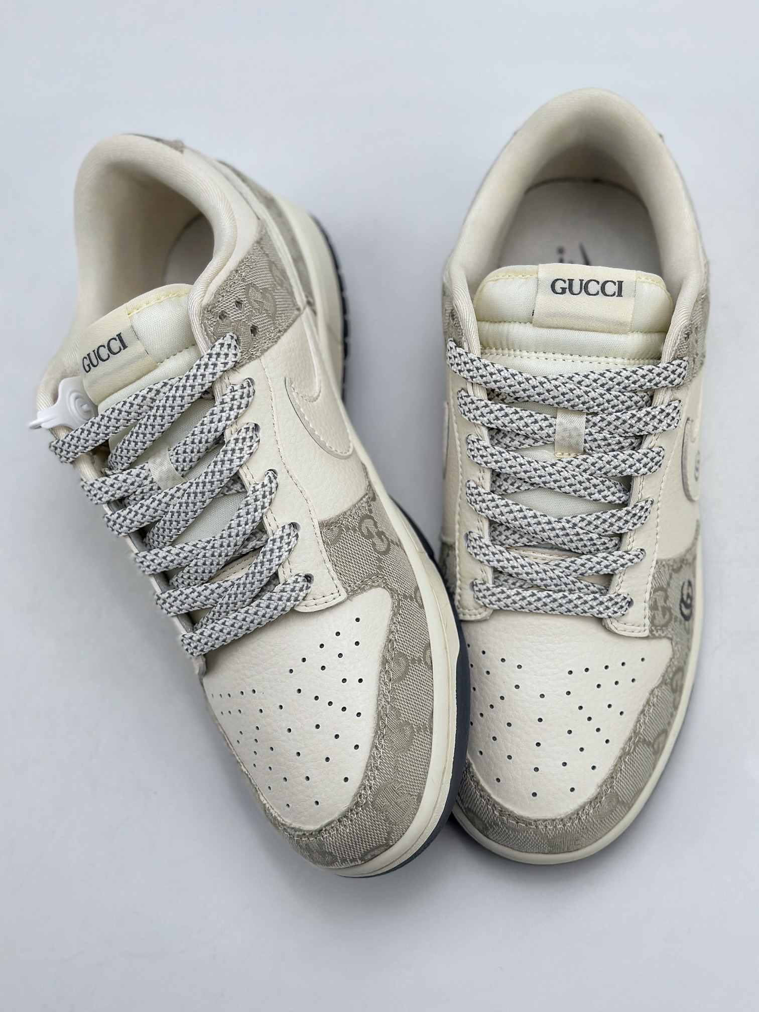 280 Nike SB Dunk Low x GUCCI 白灰 CF3688-003