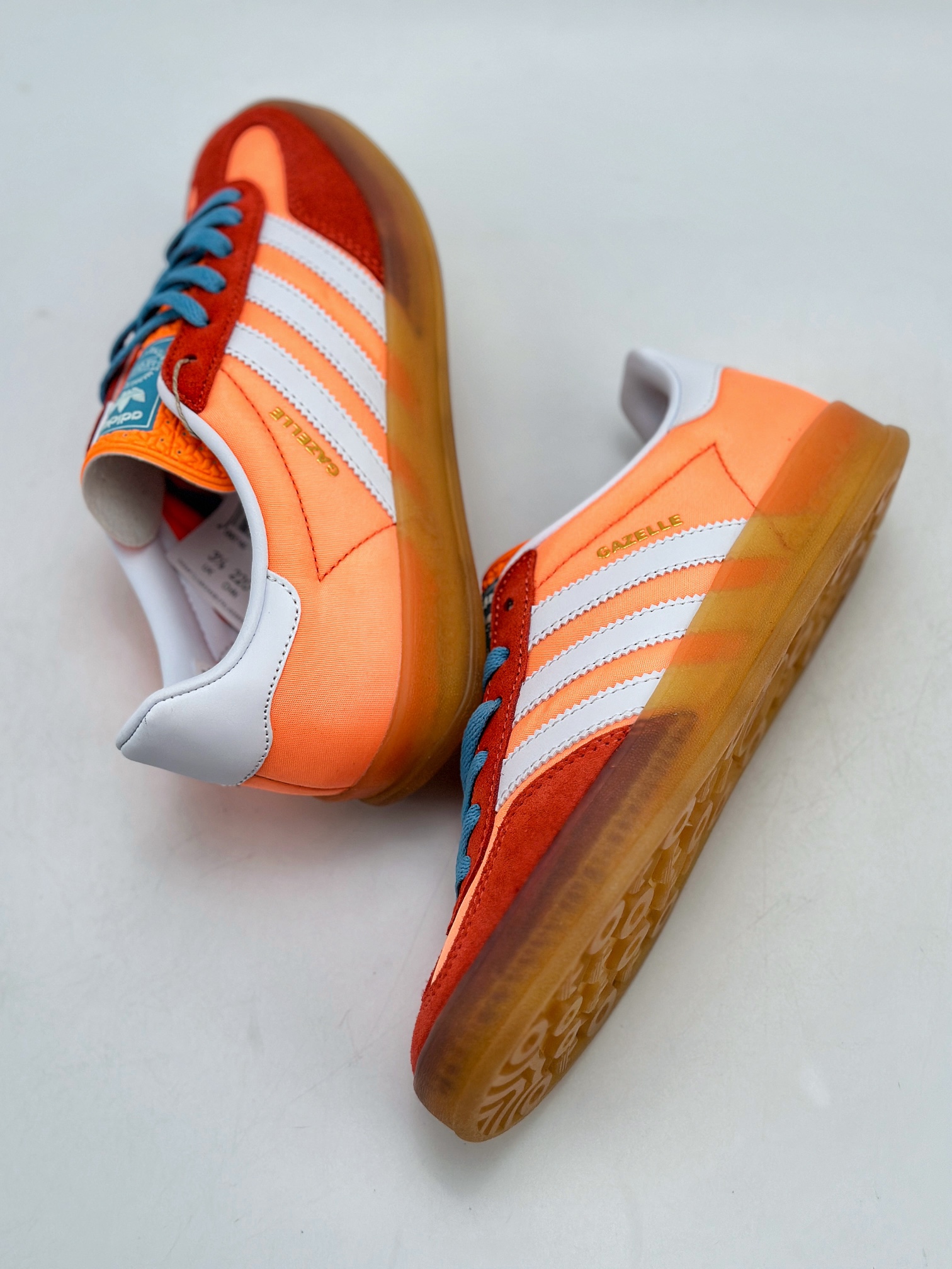 200 adidas Originals Gazelle INdoor 三叶草休闲防滑耐磨低帮板鞋  HQ9016