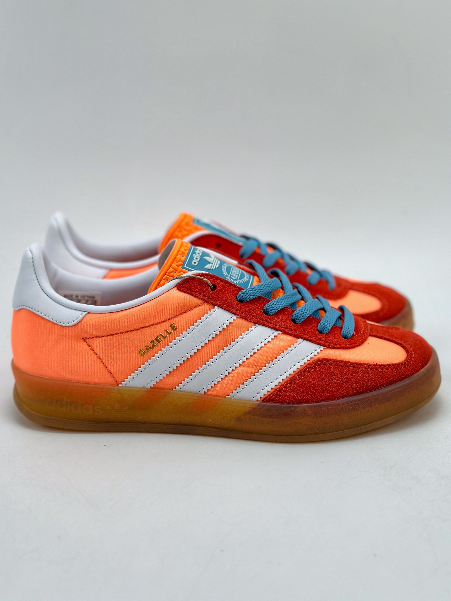 200 adidas Originals Gazelle INdoor 三叶草休闲防滑耐磨低帮板鞋  HQ9016